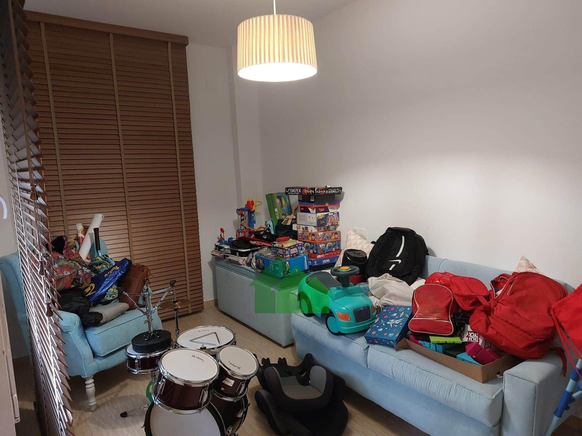 C-1023 VENTA DE MAGNIFICA VIVIENDA. ZONA CENTRO DE SALUD. MONTIJO - Foto 4