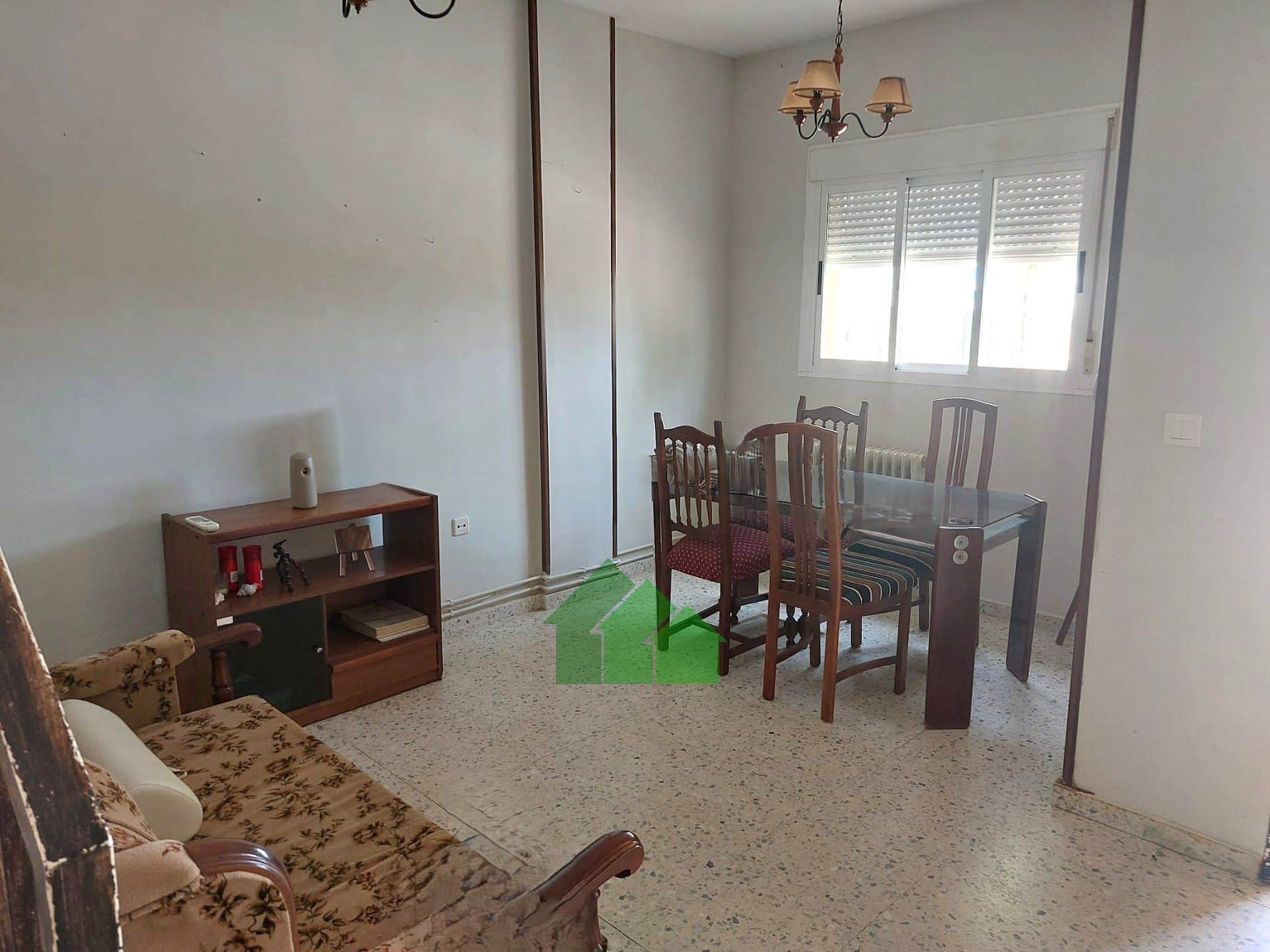 C-1038: VENTA DE VIVIENDA CON GARAJE Y PATIO EN TORREMAYOR - Foto 2