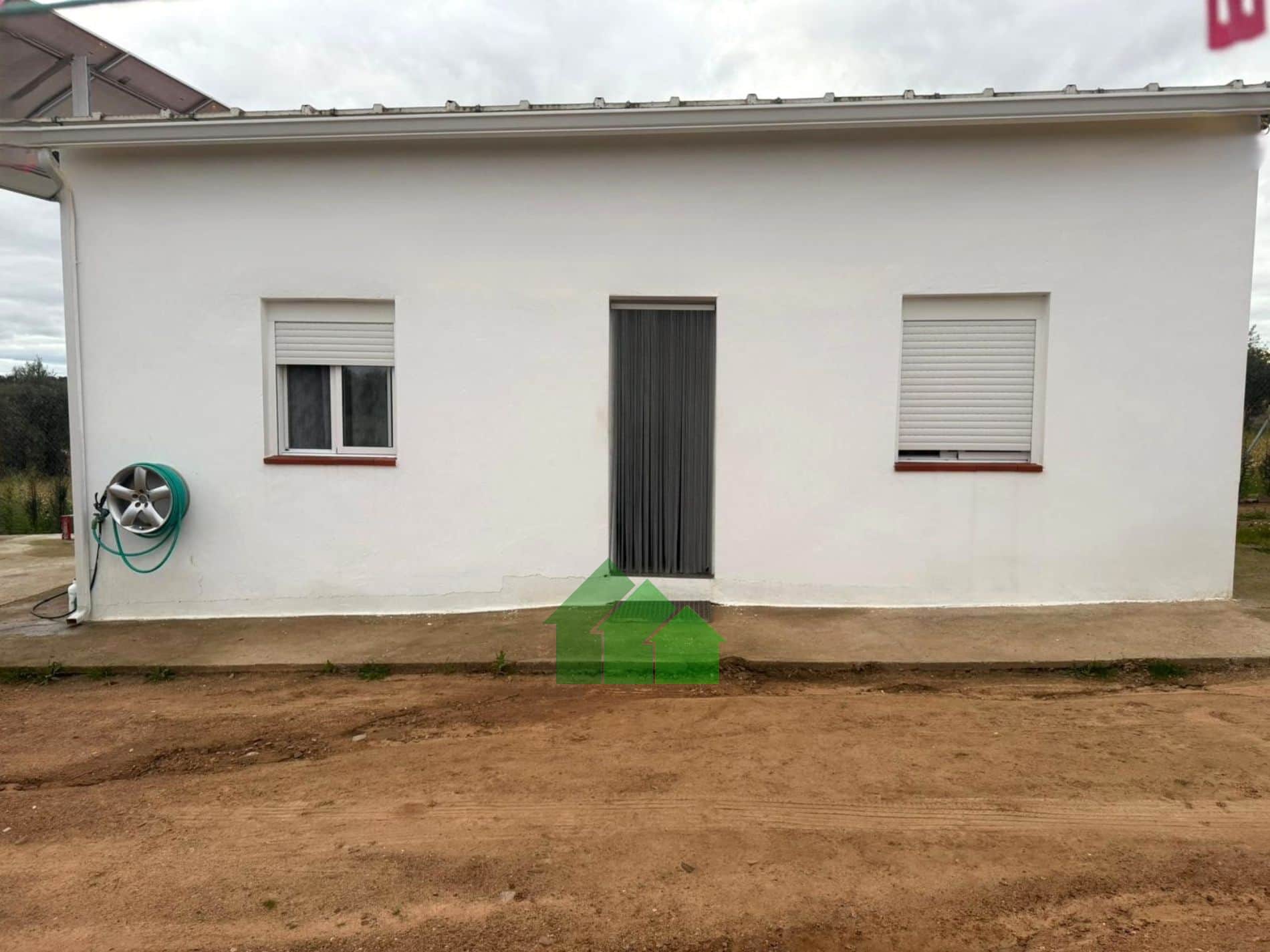 C-1043: VENTA DE PRECIOSA CASA DE CAMPO, TERRENO CON OLIVOS Y OTROS ÁRBOLES. ZONA EL COTO (LOS ARENALES). MONTIJO - Foto 1