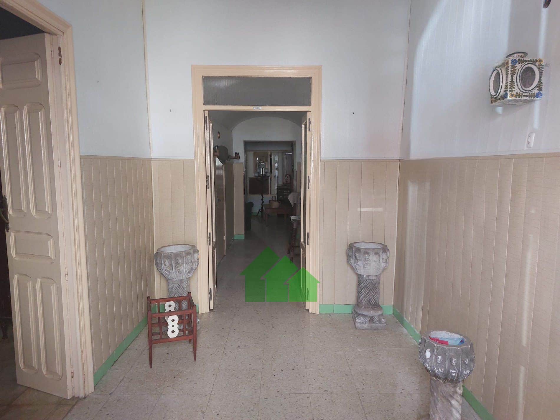 C-1049: VENTA DE CASA PARA REFORMAR EN PLANTA BAJA CON PATIO, NAVE, DOBLADO Y TERRAZA. MONTIJO - Foto 1