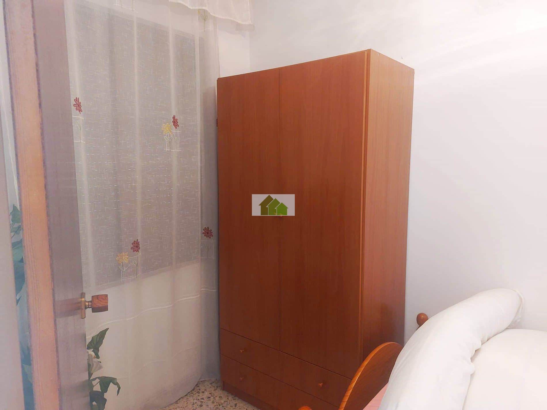 C-987 VENTA DE CASA EN PLANTA BAJA CON TERRAZA CUBIERTA Y NAVE EN PLANTA ALTA - Foto 3