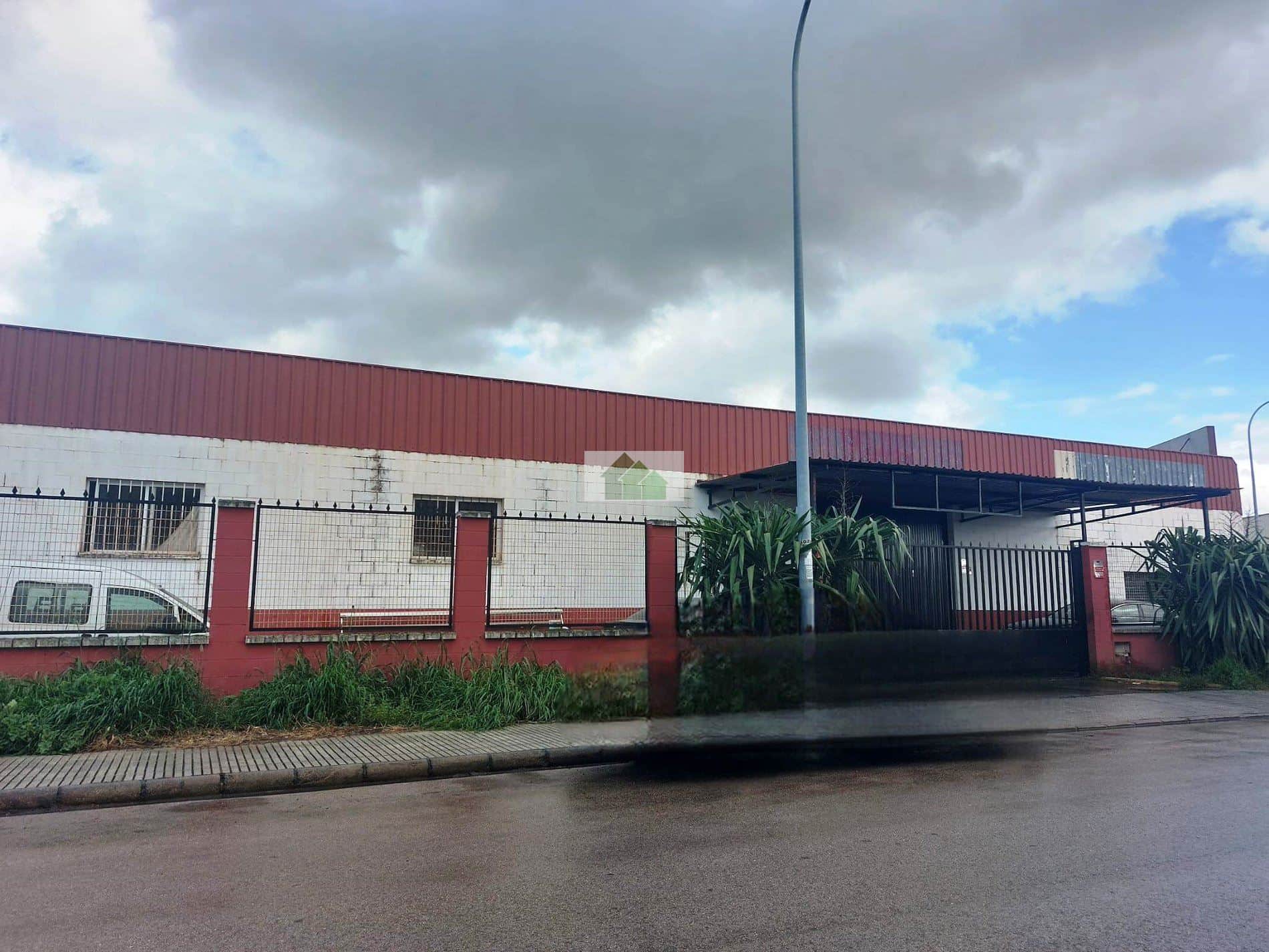 N-84: VENTA DE NAVE INDUSTRIAL EN POLIGONO INDUSTRIAL MONTIJO. - Foto 1