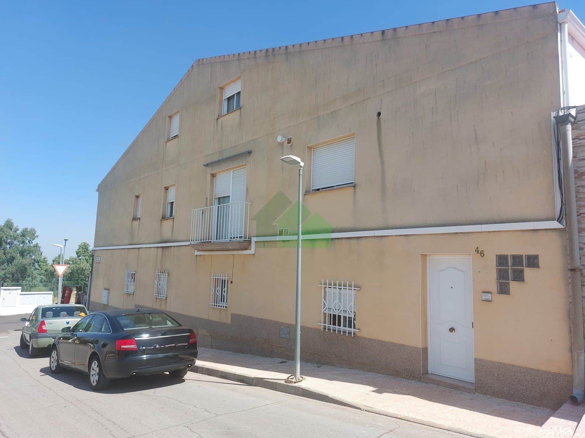 P-665: VENTA DE PISO EN PLANTA PRIMERA CON BUHARDILLA EN LOBÓN. - Foto 1