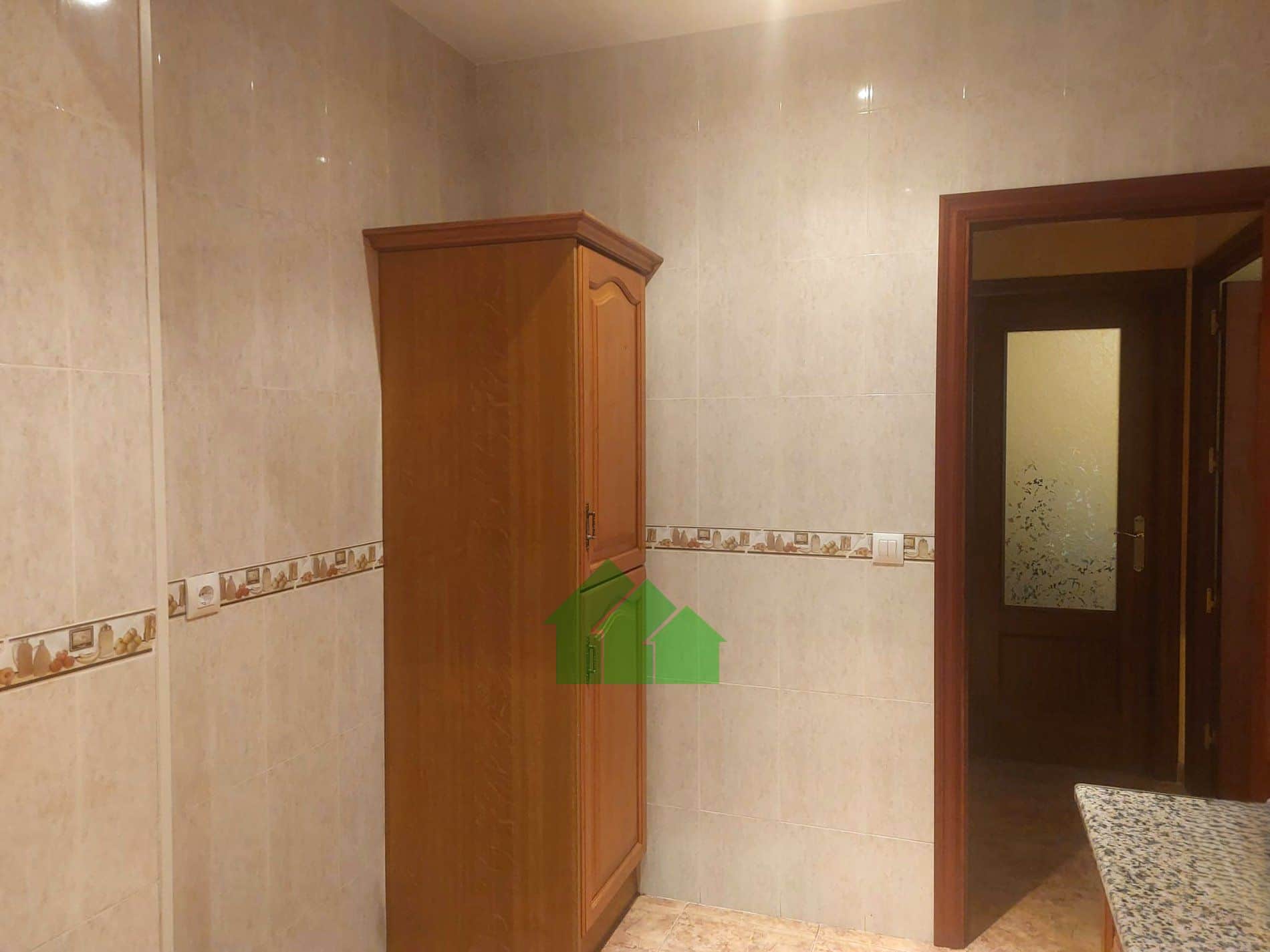 P-707: VENTA DE PISO EN PLANTA SEGUNDA. CENTRO DE MONTIJO - Foto 3
