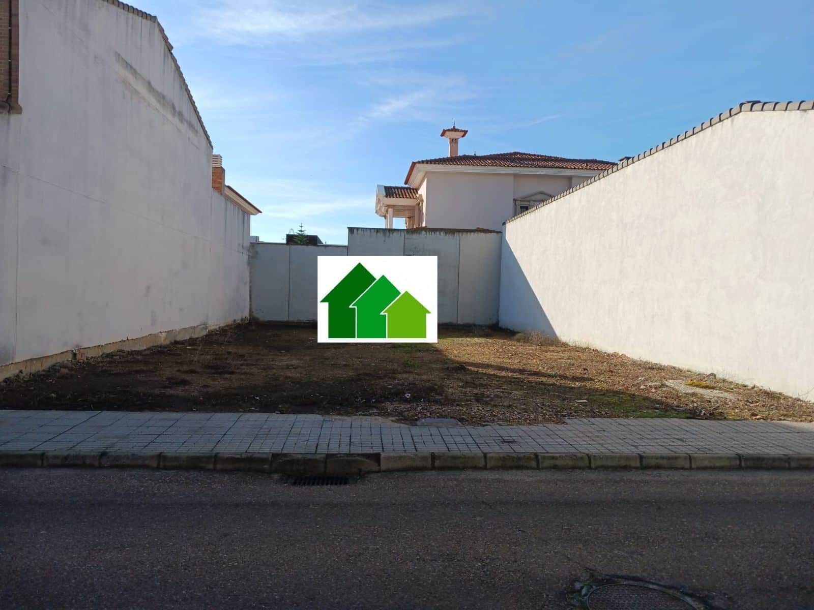 VENTA DE SOLAR URBANO EN PUEBLA DE LA CALZADA. - Foto 1