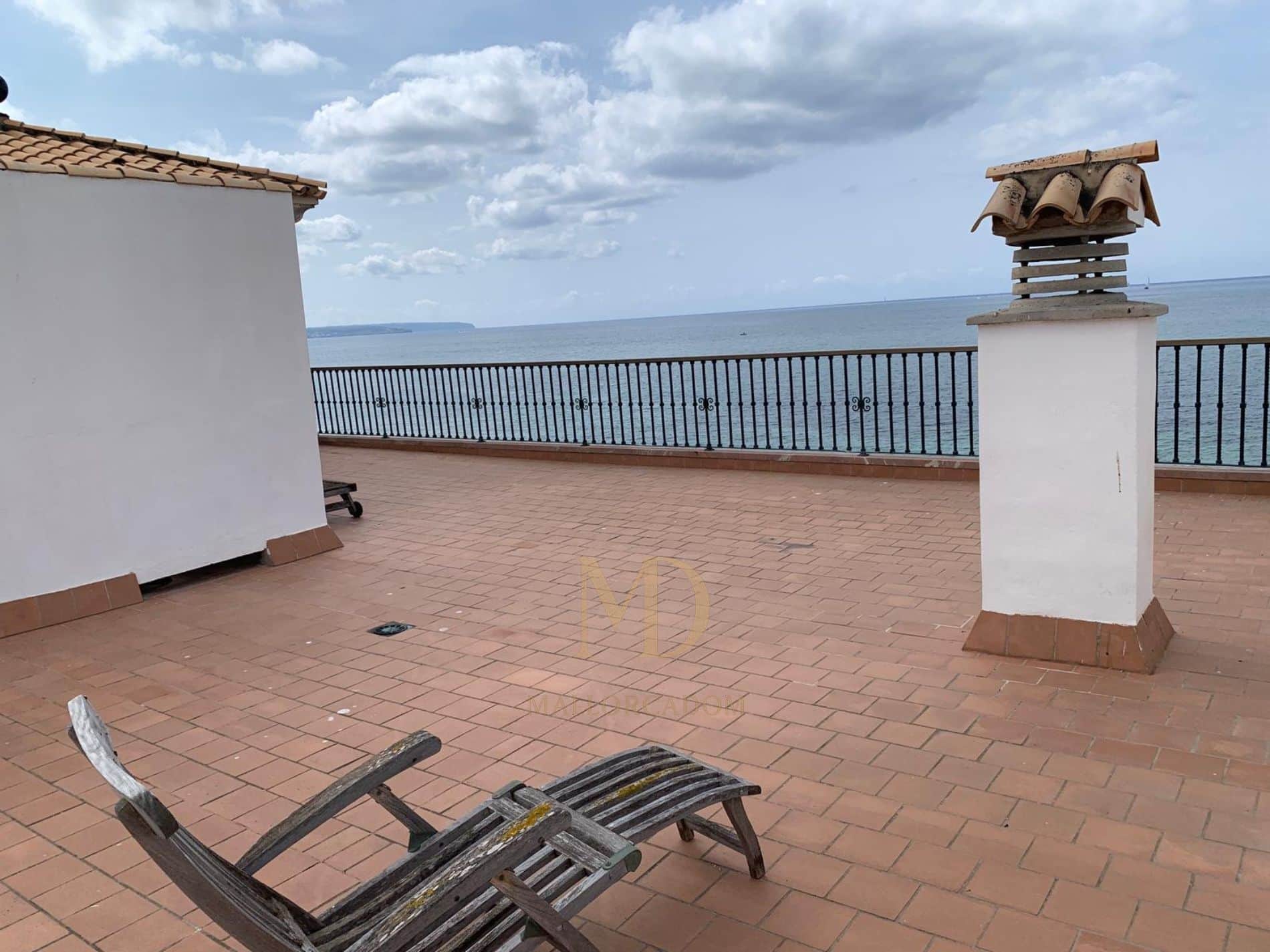 ÁTICO CON GRAN TERRAZA Y VISTAS AL MAR EN PORTIXOL – ACCESO DIRECTO A LA PLAYA - Foto 1