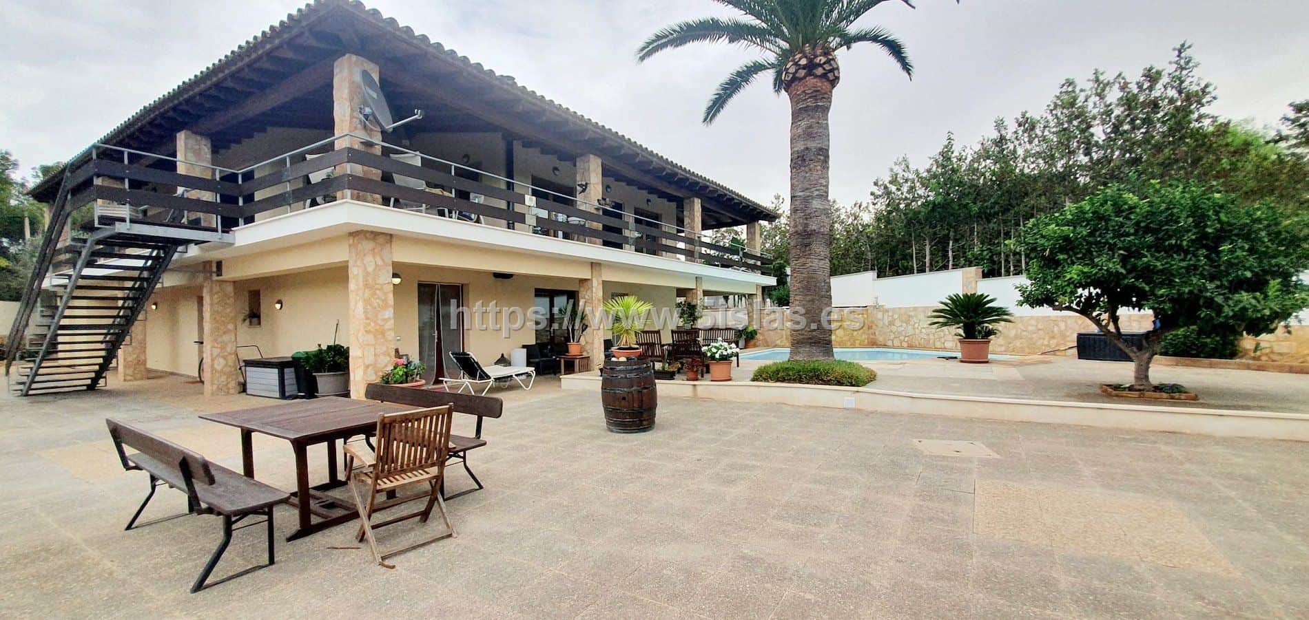 Chalet unifamiliar con piscina cerca del mar - Foto 2