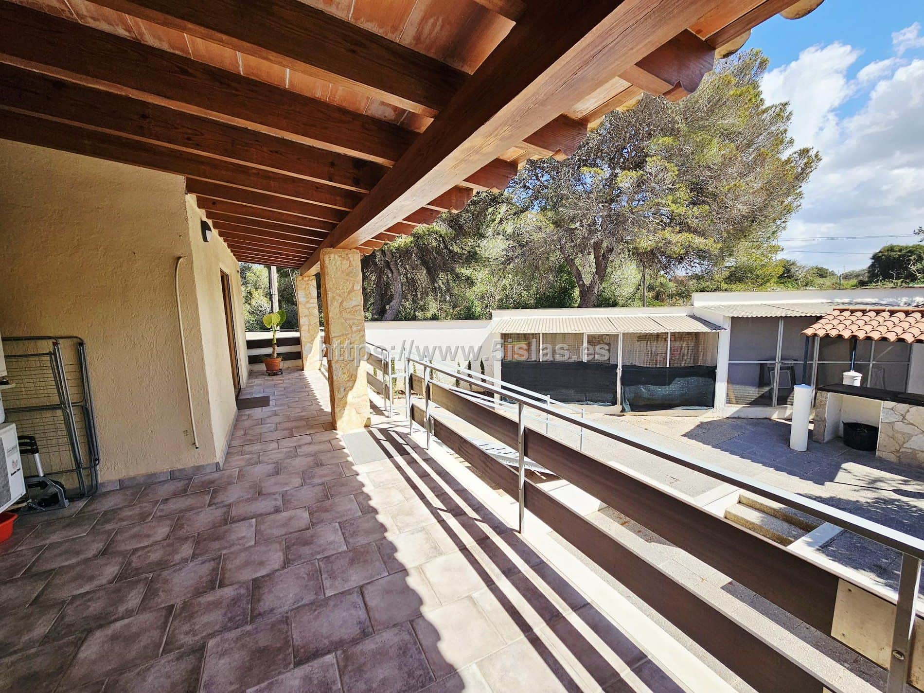 Chalet unifamiliar con piscina cerca del mar - Foto 5