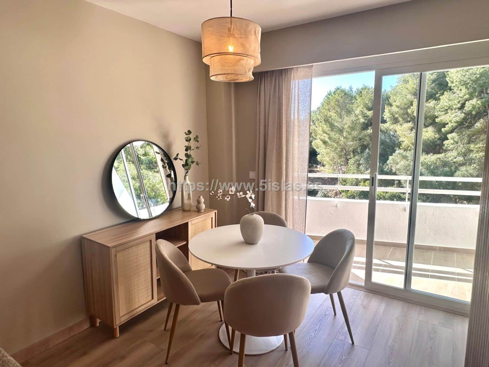 Estudio reformado en Puerto de Alcudia - Foto 1
