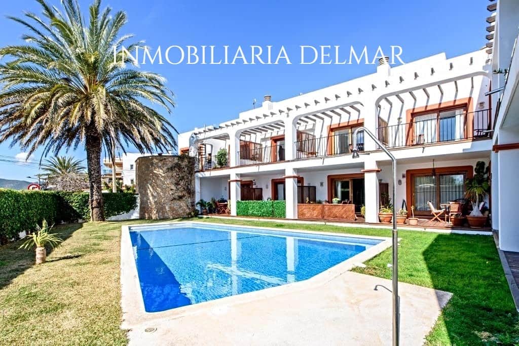 ADOSADO DÚPLEX CON VISTAS AL MAR - Foto 1