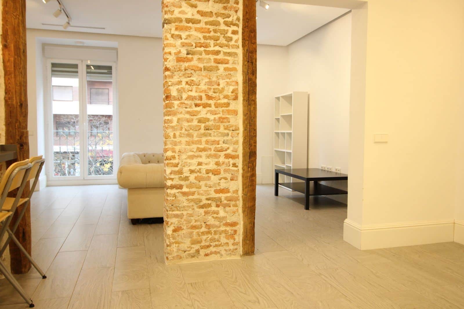Se Vende espectacular piso en Barrio Castellana - Foto 1
