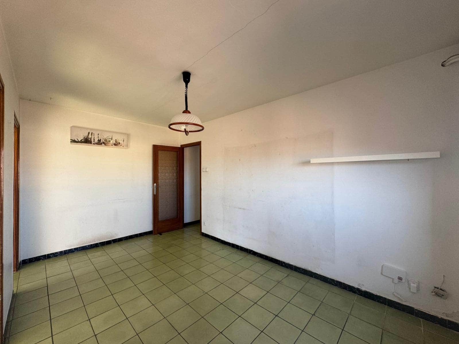 ¡Oportunidad! Piso luminoso con gran potencial - Foto 2