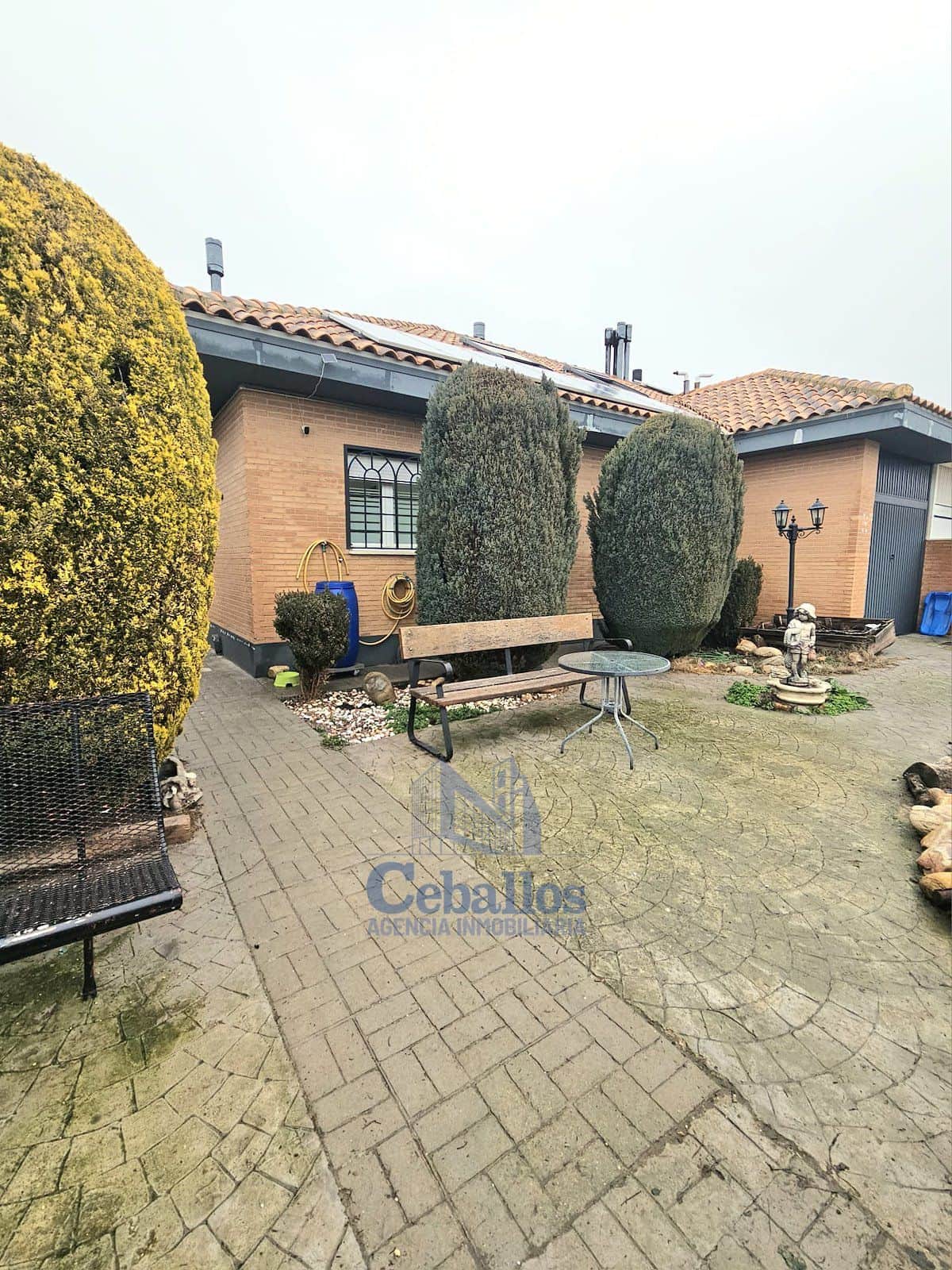 OPORTUNIDAD CASA INDEPENDIENTE EN URBANIZACION EL MAPA - Foto 1