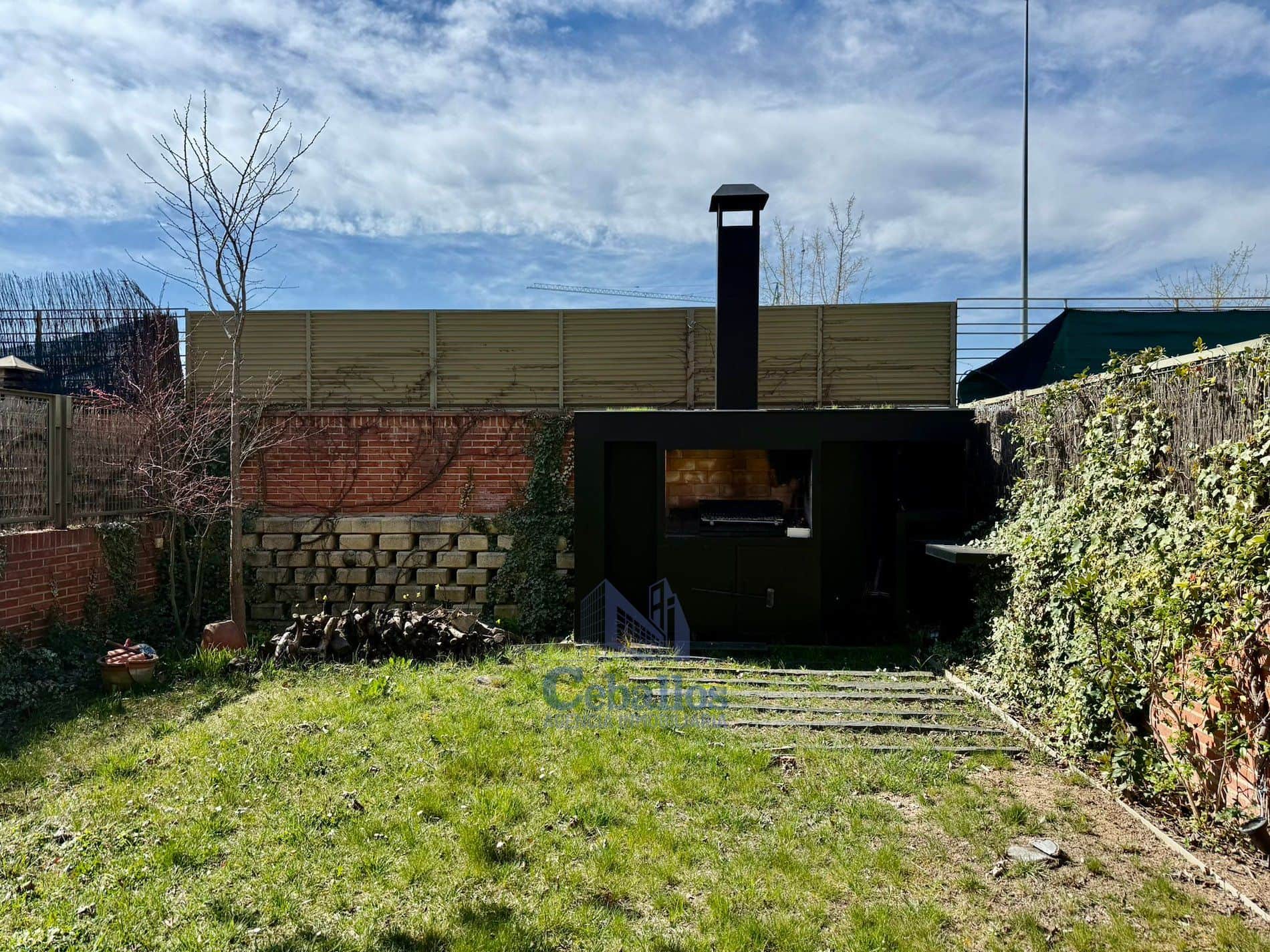 🏡 ESPECTACULAR CHALET ADOSADO EN ZONA NUEVA DE GUADALAJARA - Foto 2