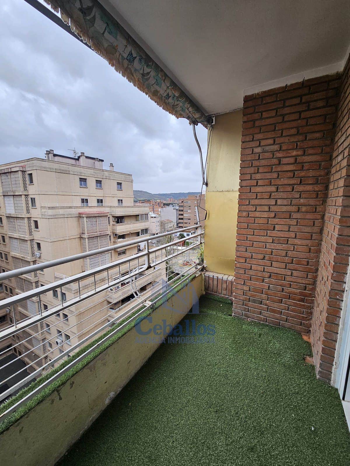 Encantador piso situado en el corazón de Guadalajara - Foto 1