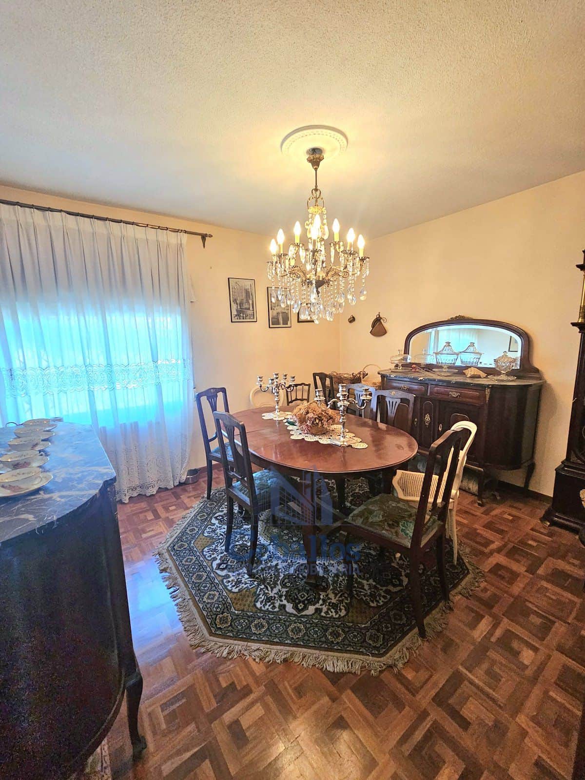 VIVIENDA AMPLIA Y FUNCIONAL EN MADRID – EXCELENTE UBICACIÓN Y GRAN POTENCIAL - Foto 1