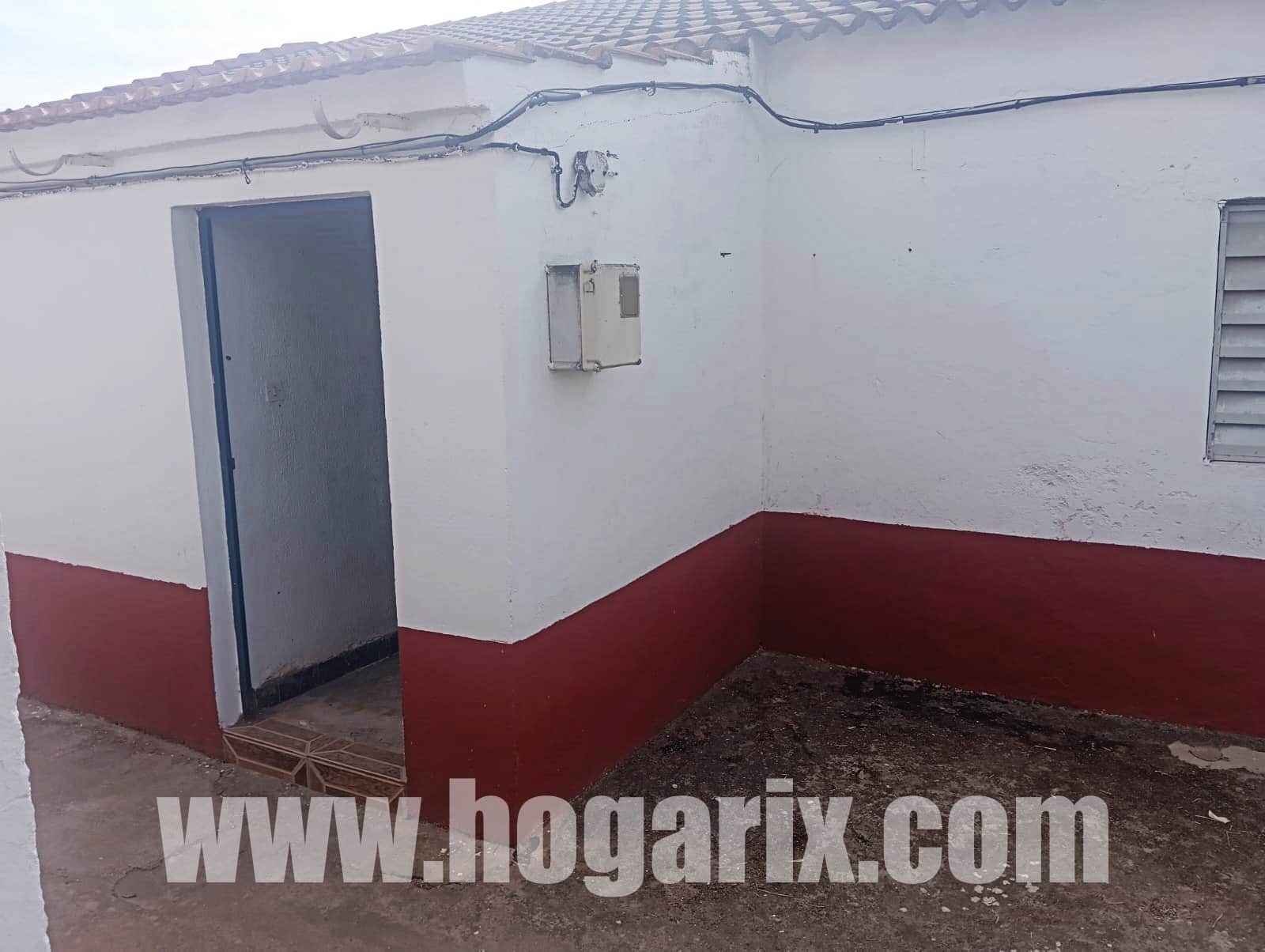 CASA DE PUEBLO EN LA ZARZA-PERRUNAL - Foto 1