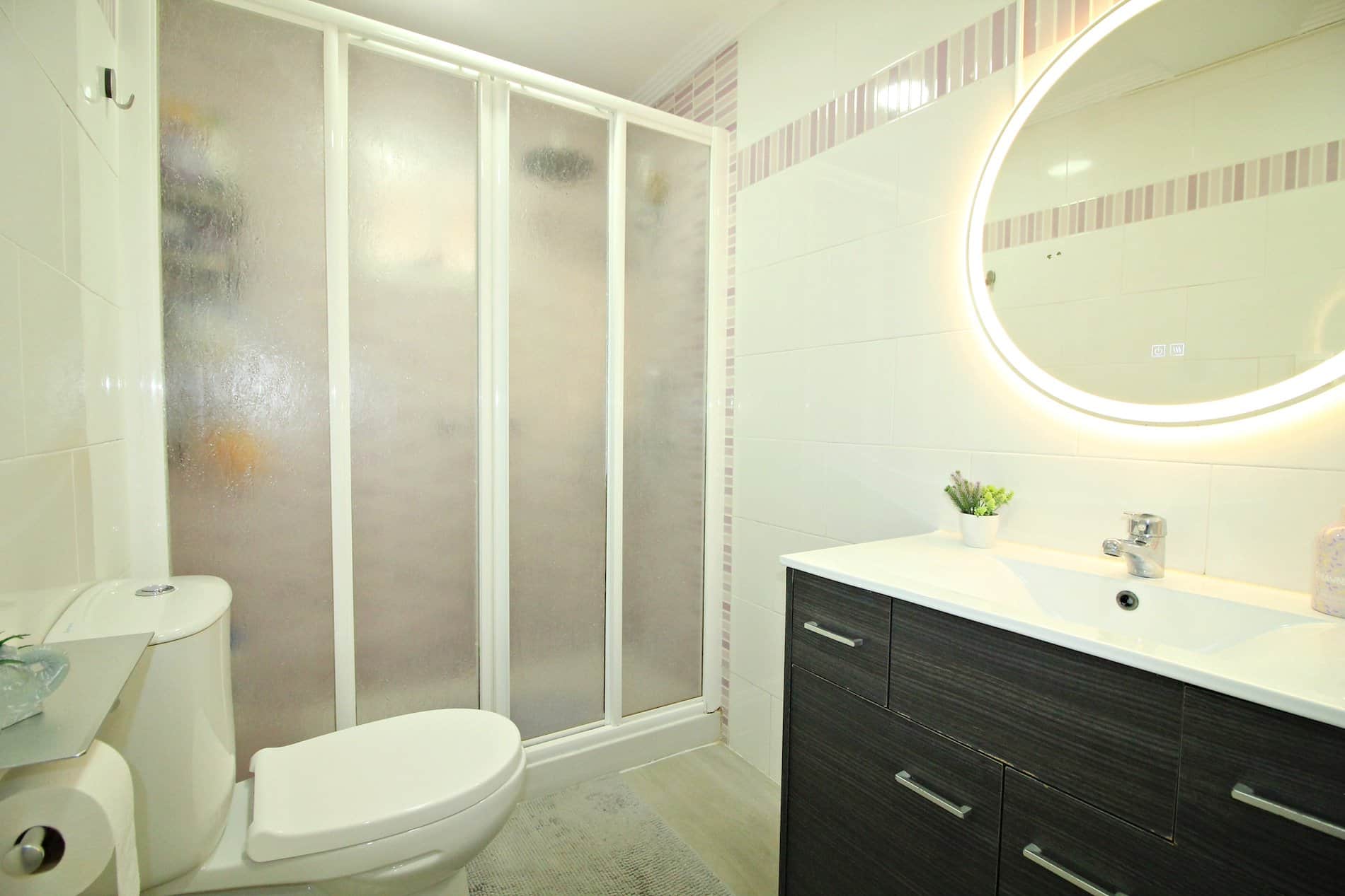 MAGNIFICA VIVIENDA EN LA ZONA DE LA HISPANIDAD - Foto 2