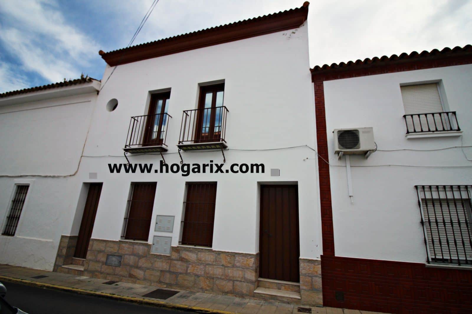 Gran piso en Villanueva de los Castillejos - Foto 1