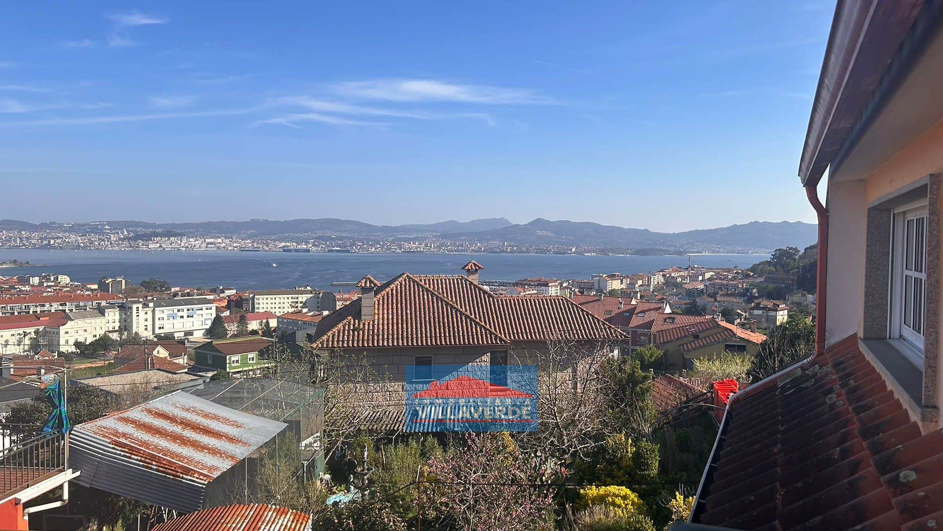 Casa en venta en Cangas - Foto 2