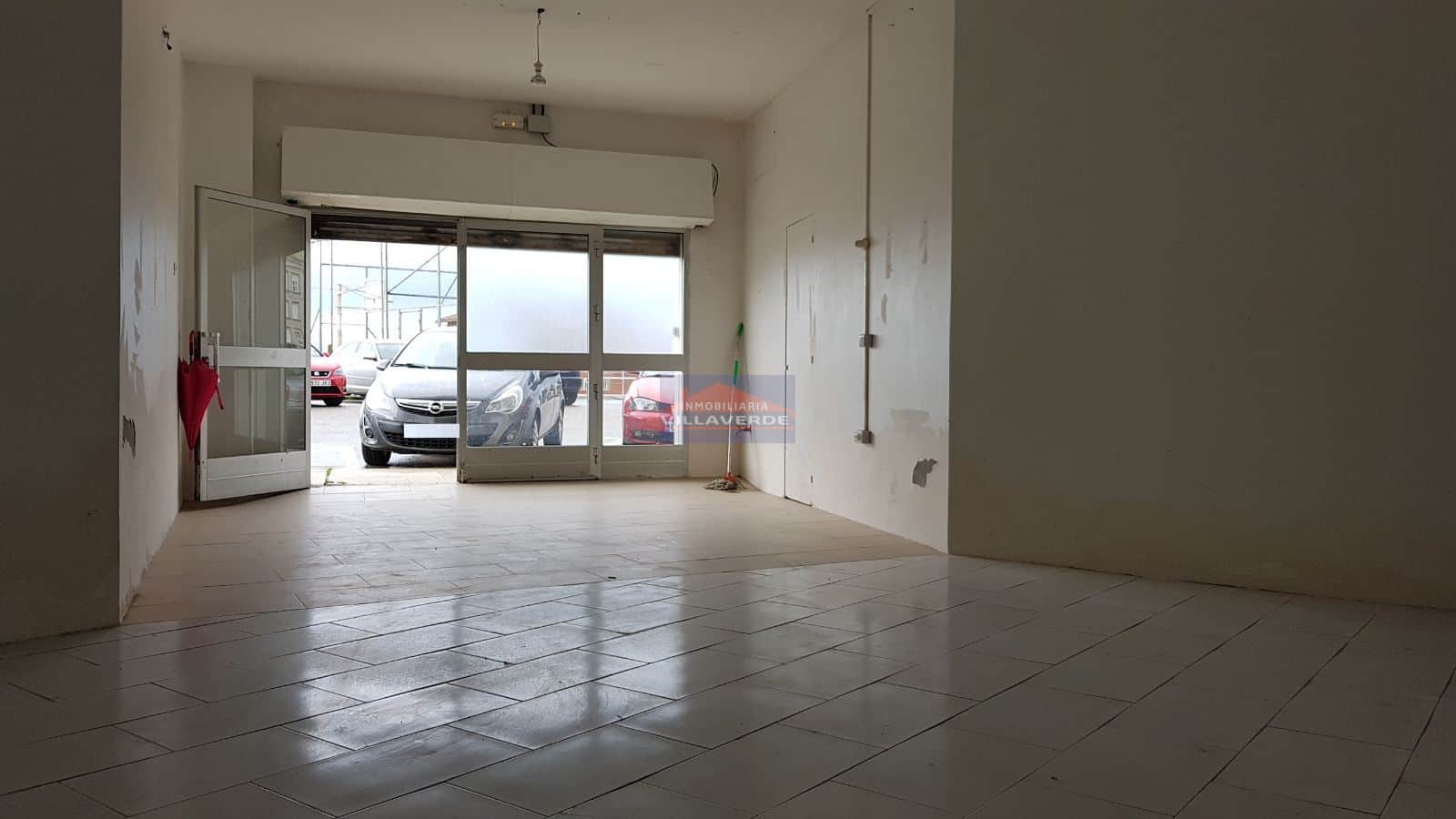 LOCAL COMERCIAL EN ALQUILER CERCA DE LA PLAYA DE RODEIRA - Foto 3