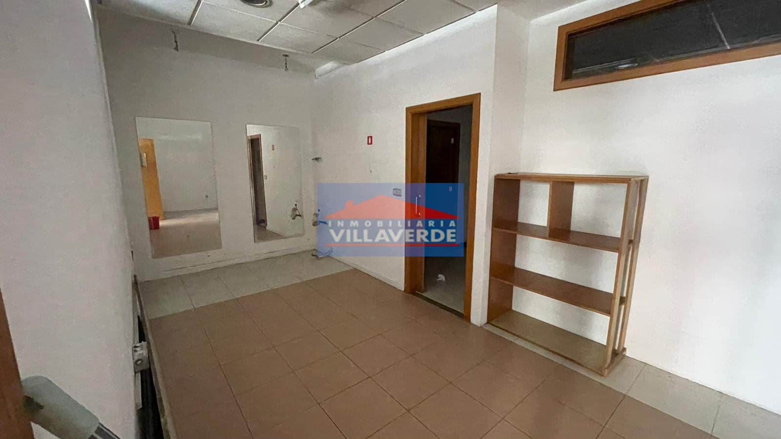 LOCAL COMERCIAL EN VENTA ZONA AVENIDA DE ORENSE - Foto 4