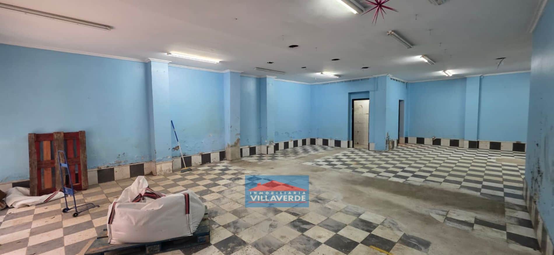 Local comercial en venta en Cangas - Foto 4