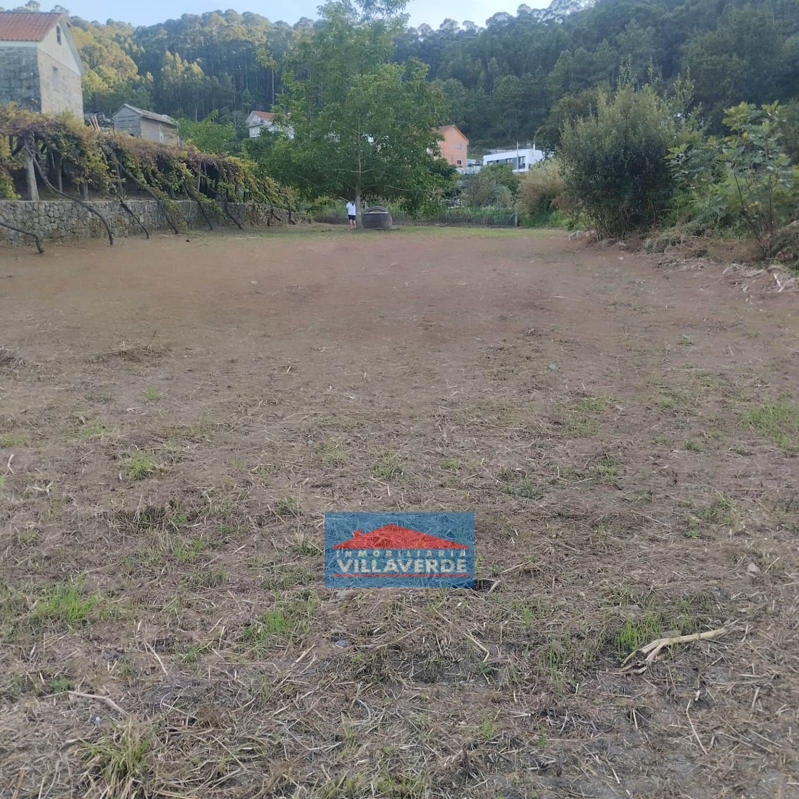 TERRENO EDIFICABLE Y REGISTRADO EN LA ZONA DE VILANOVA - Foto 1