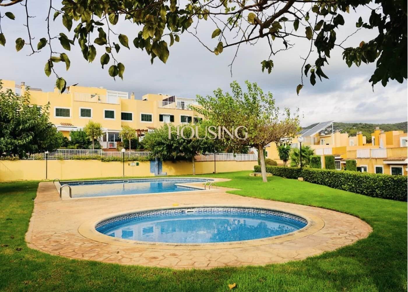 ADOSADO EN RESIDENCIAL CON PISCINAS Y JARDINES EN LA VILETA/SON SERRA - Foto 1