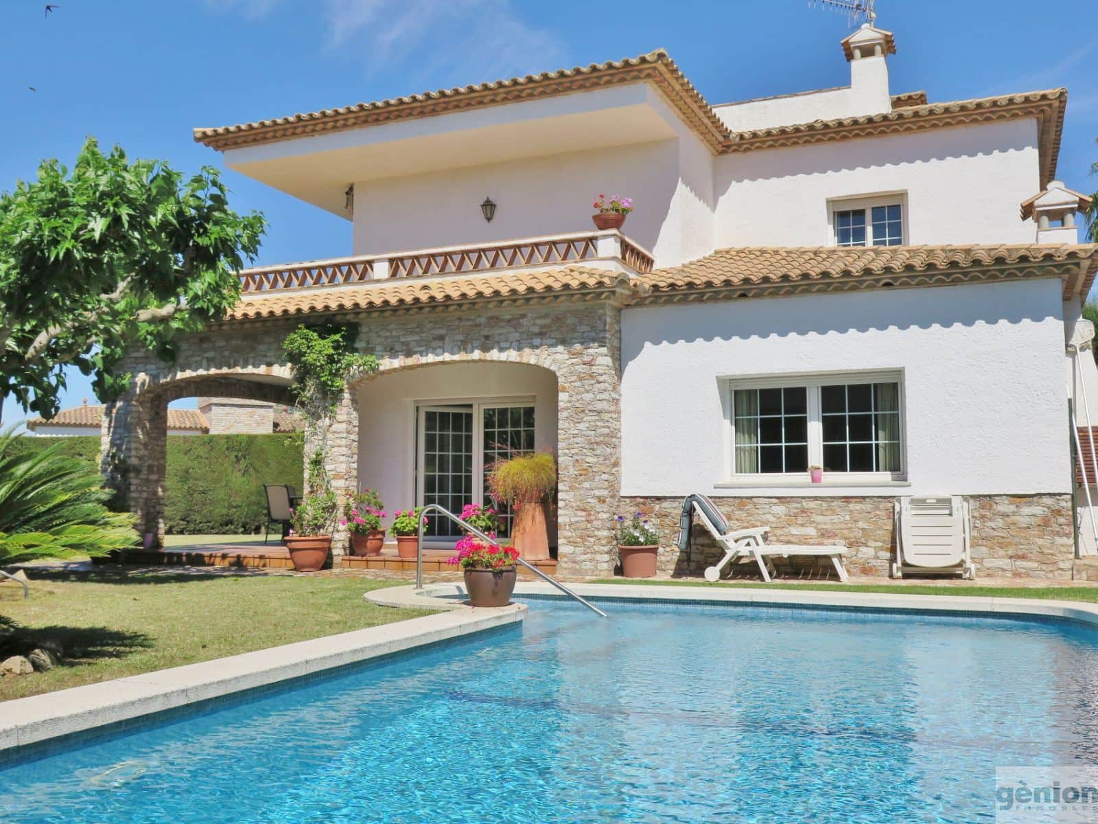 CASA INDEPENDIENTE EN TORREBOSCA, PLATJA D’ARO. AL LADO DEL CENTRO DEL PUEBLO - Foto 1
