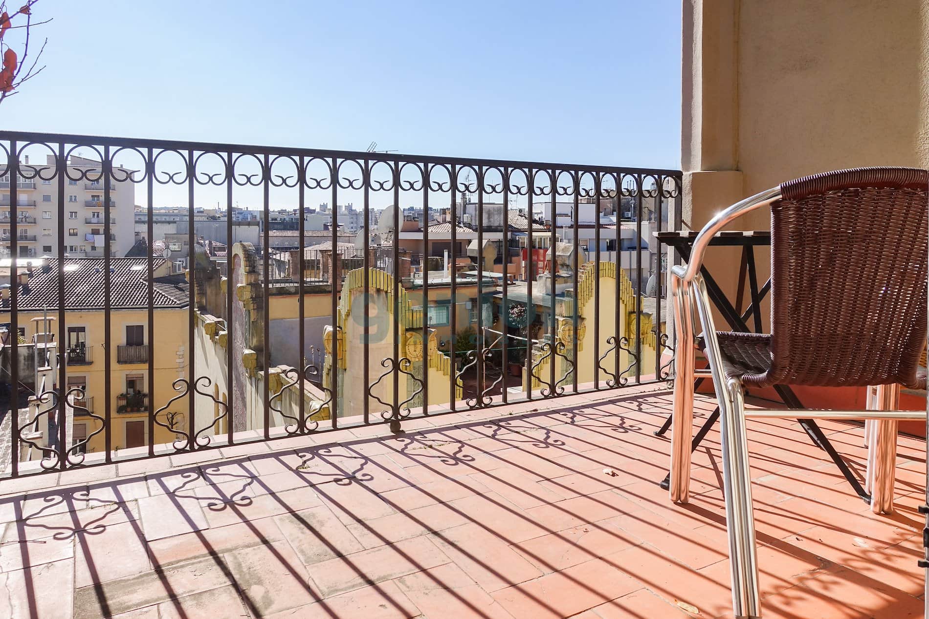 APARTAMENTO TOTALMENTE REFORMADO Y CON VISTAS EN CENTRE/BARRI VELL DE GIRONA - Foto 1