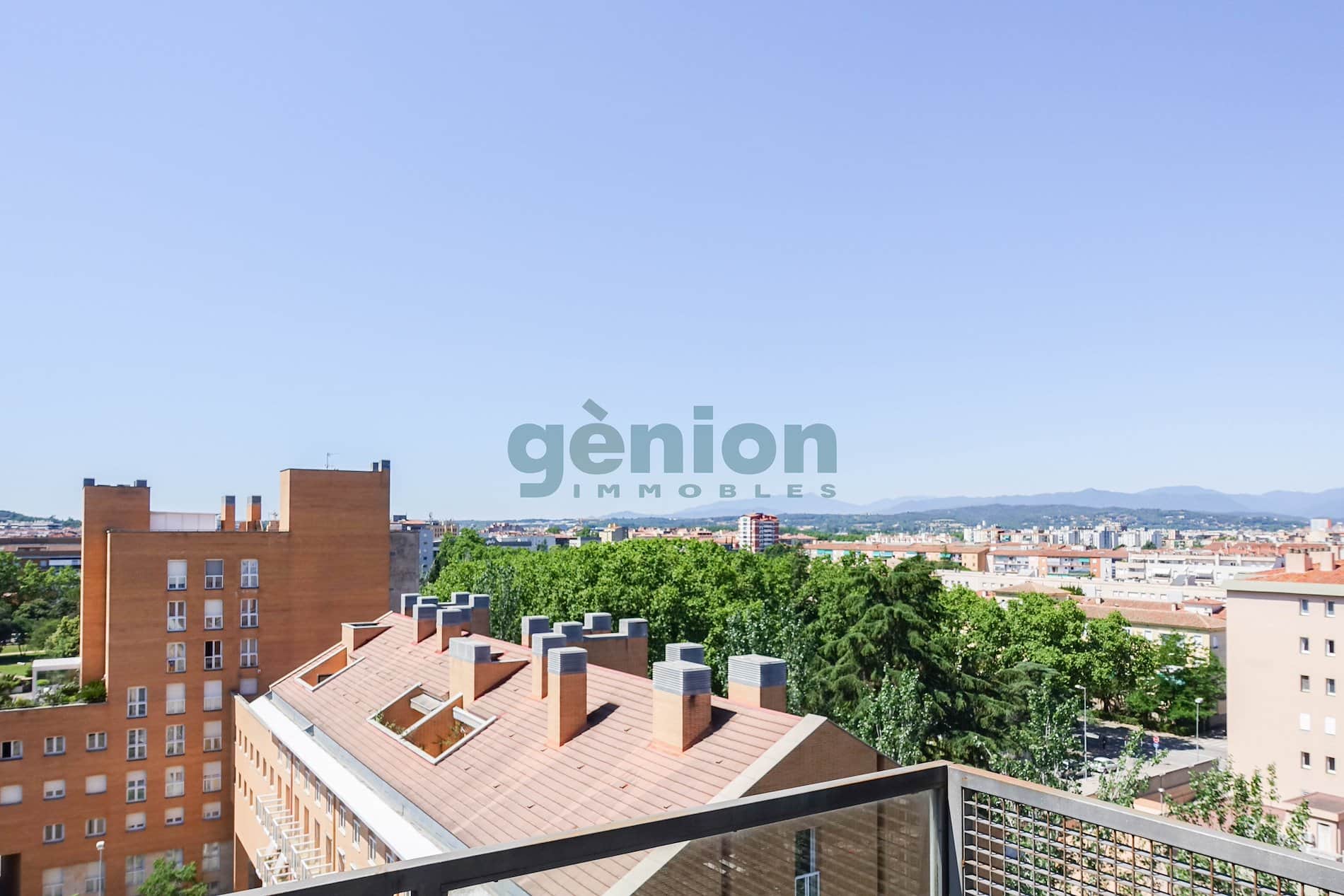 ATICO DE 205M² EN EL PARC DEL MIGDIA, CON 2 PLAZAS DE APARCAMIENTO Y TRASTERO - Foto 1