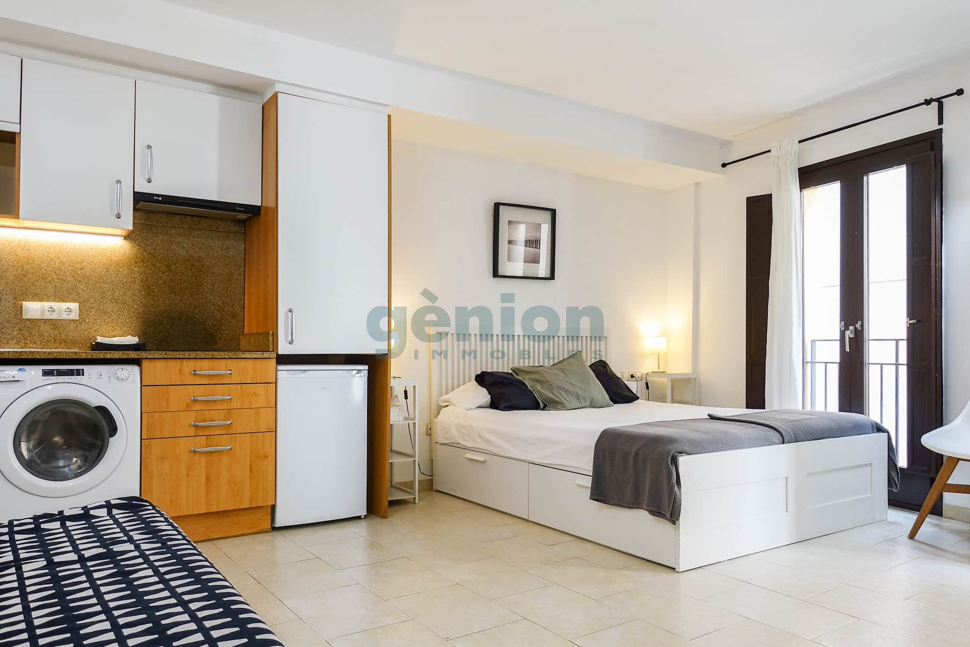 APARTAMENTO CON LICENCIA COMO VIVIENDA TURÍSTICA EN EL BARRI VELL DE GIRONA - Foto 2
