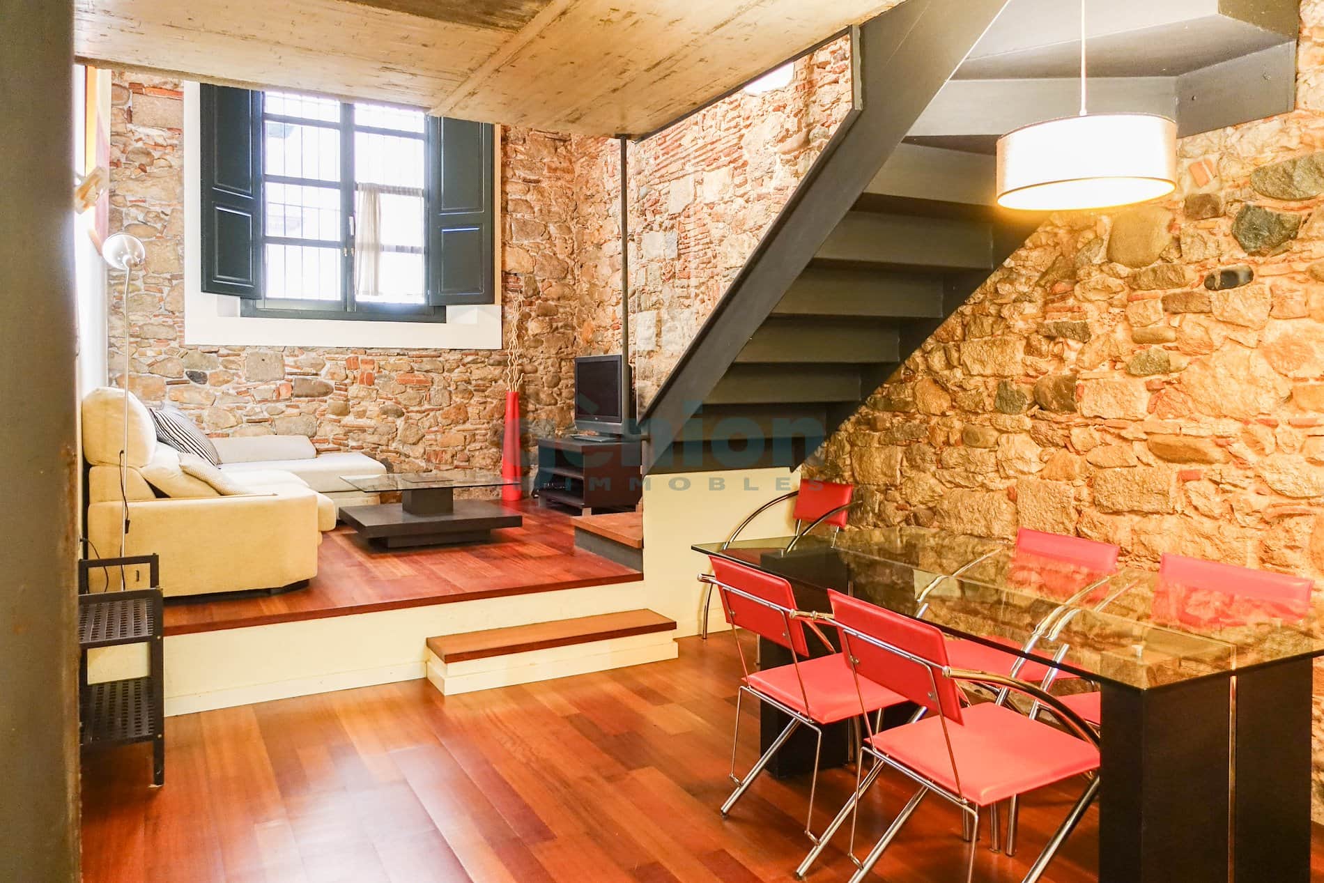 DÚPLEX DE DISEÑO EXCLUSIVO, EN EDIFICIO HISTÓRICO JUNTO A LA PLAZA DE SANT PERE - Foto 3