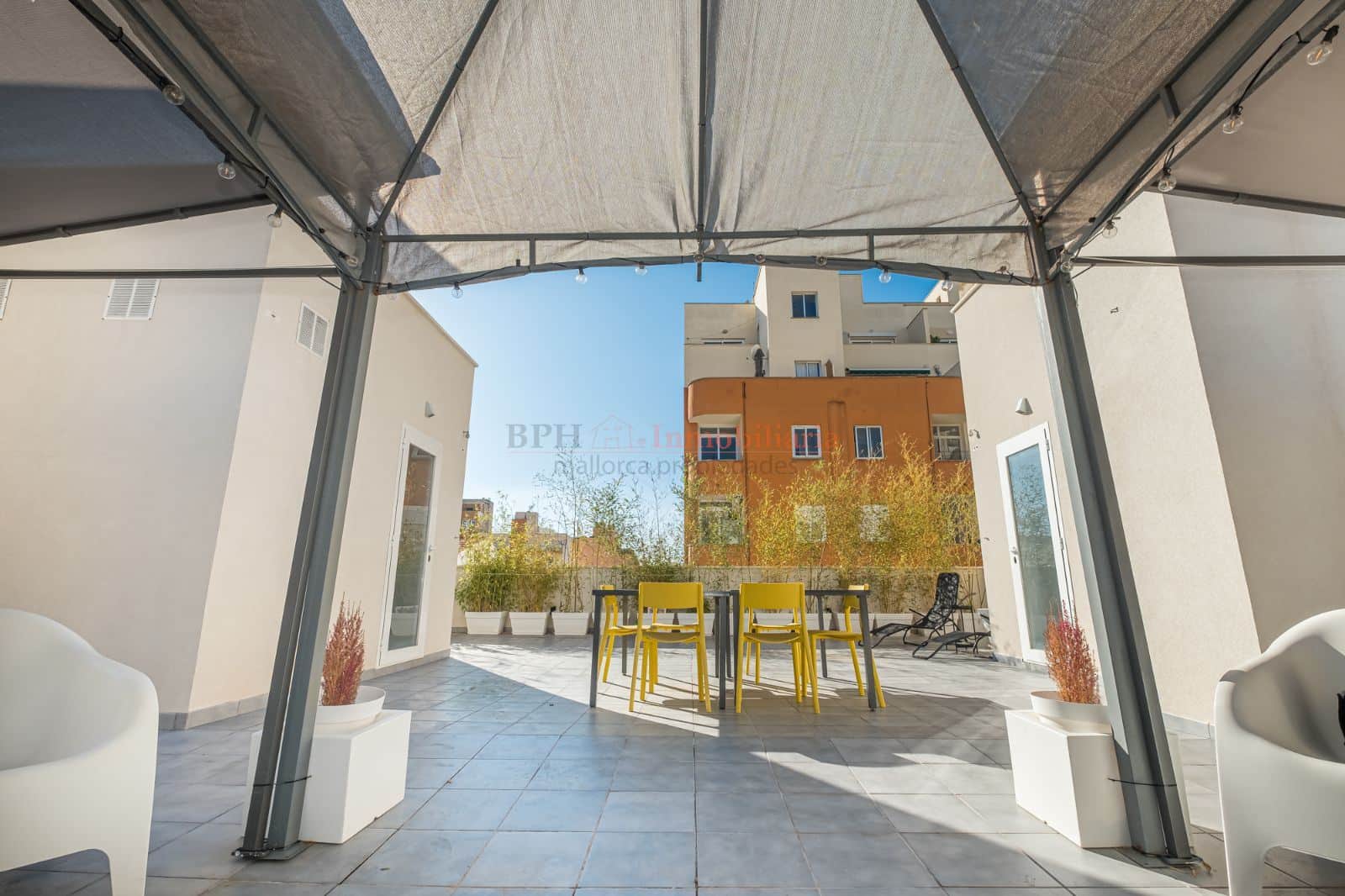 EDIFICIO UNIFAMILIAR EN VENTA EN PALMA LOCAL MÁS DÚPLEX - Foto 1
