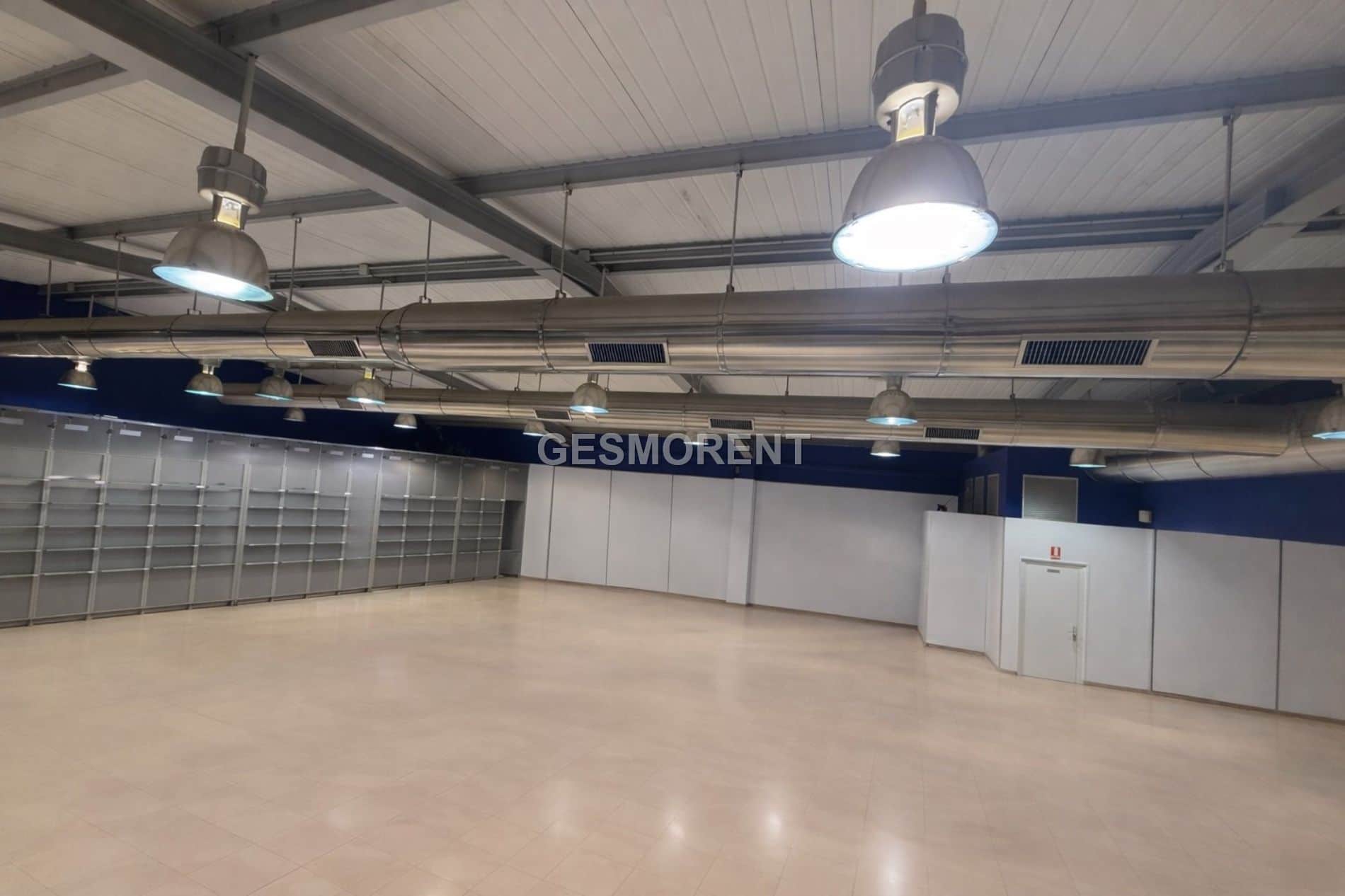 LOCAL COMERCIAL - NAVE EN VENTA EN MANACOR CENTRO - Foto 3