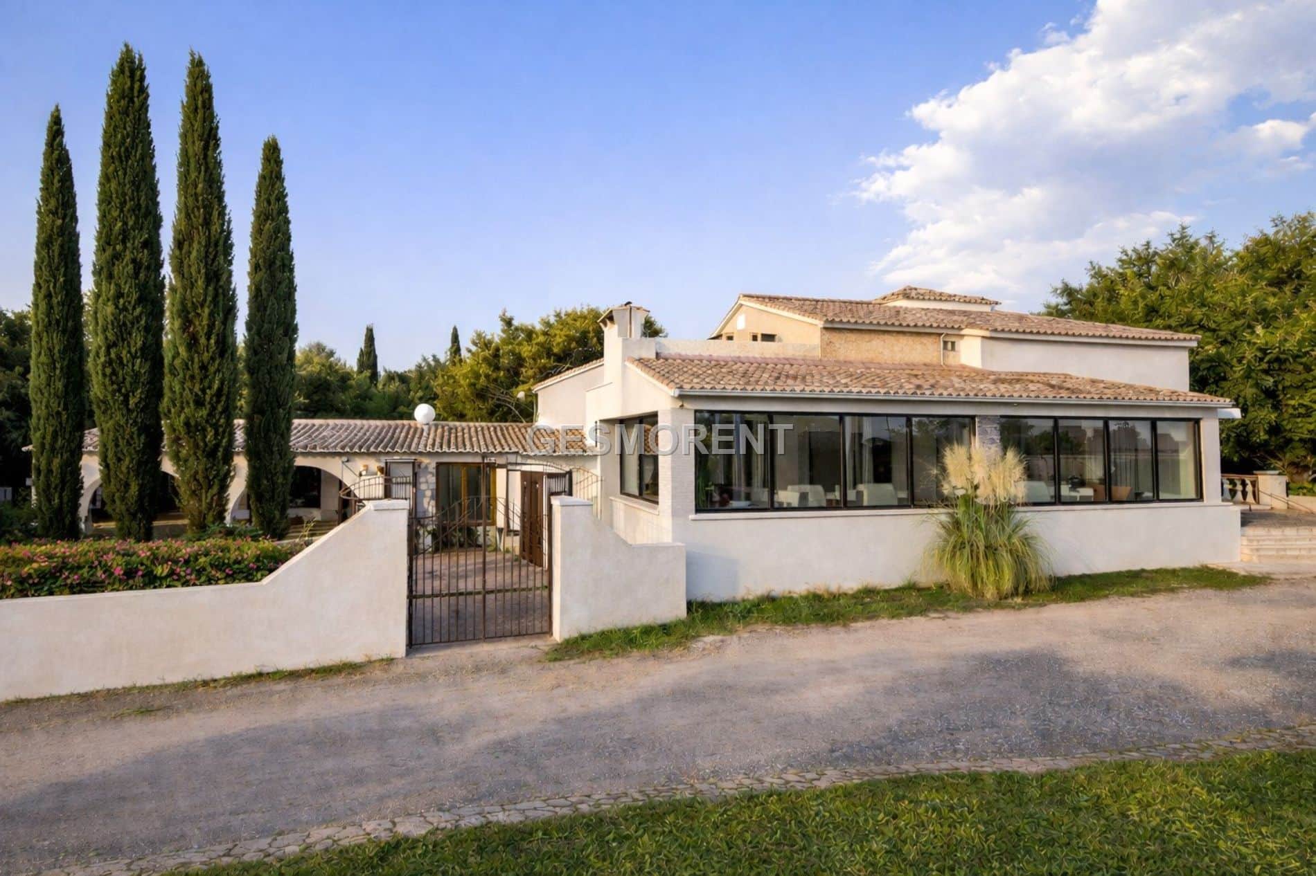 LOCAL COMERCIAL EN VENTA/ALQUILER EN PORT DE POLLENÇA - Foto 1