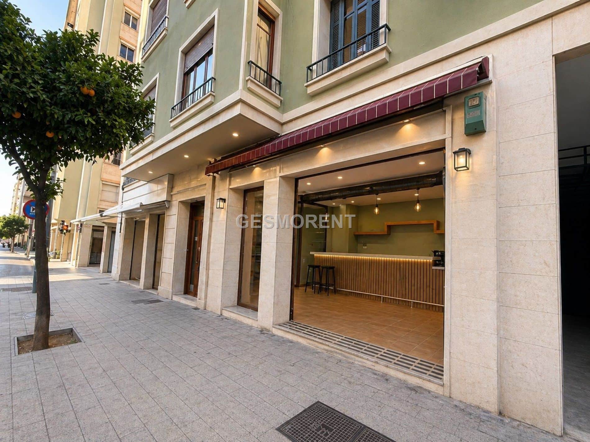 Local comercial en alquiler en Llevant. - Foto 5