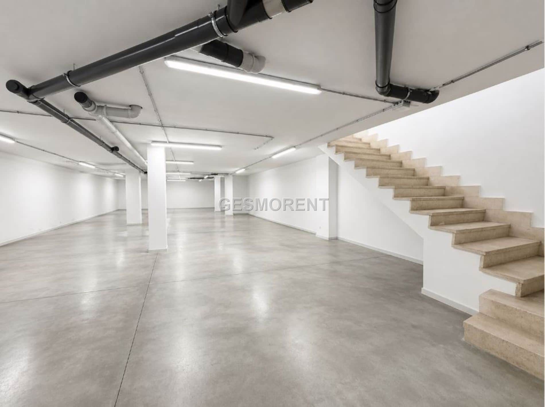 LOCAL COMERCIAL CON SÓTANO EN ALQUILER EN MANACOR - Foto 1