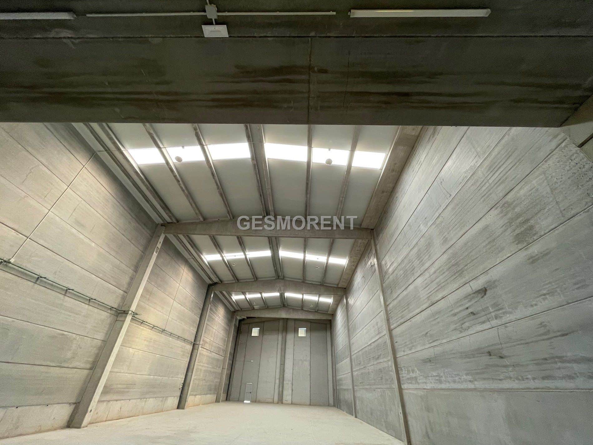 NAVE DE OBRA NUEVA FINALIZADA EN ALQUILER EN ESPARRAGUERA, BARCELONA - Foto 1