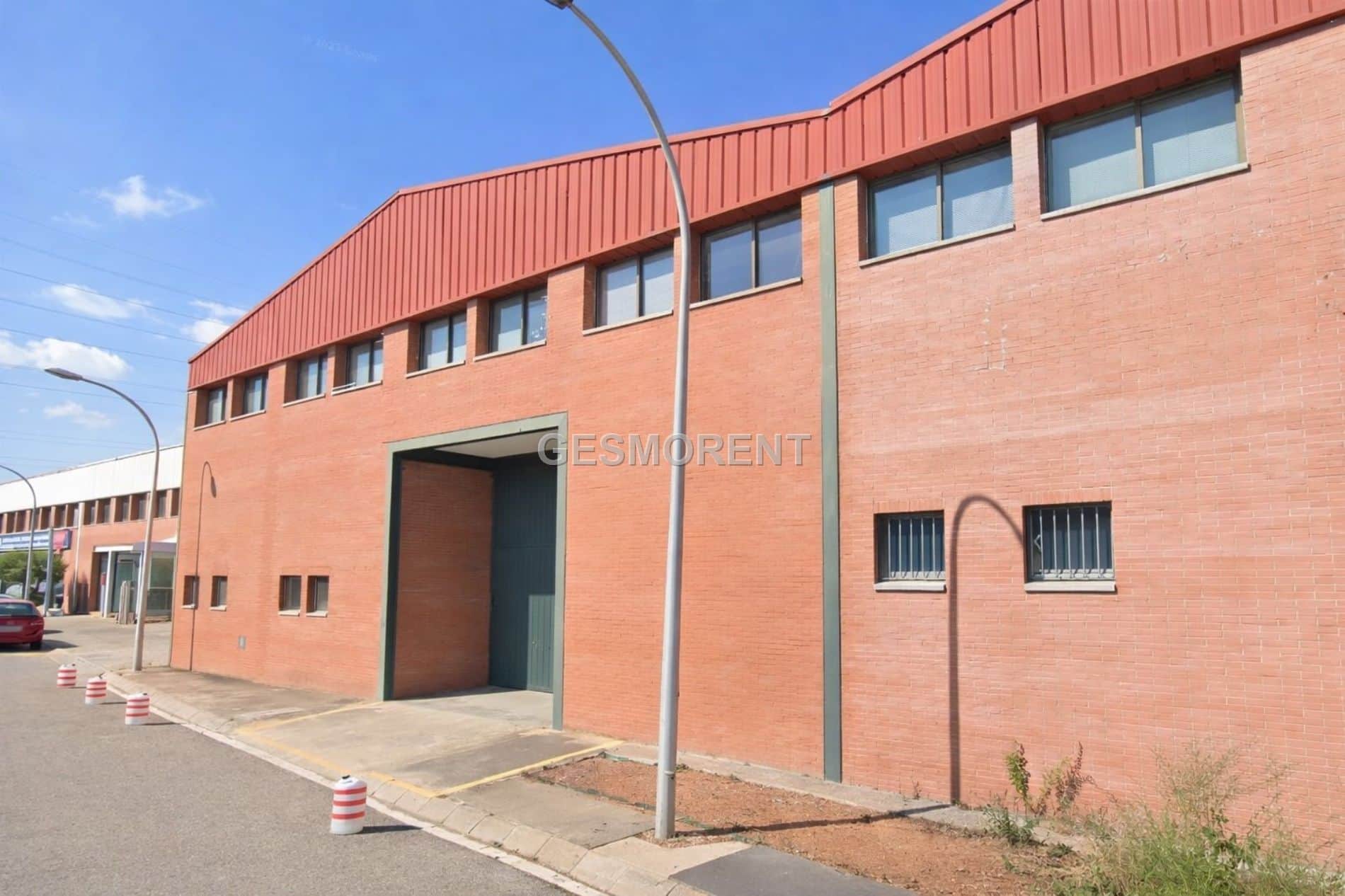 NAVE INDUSTRIAL EN VENTA EN SANT VICENÇ DELS HORTS, BARCELONA - Foto 1