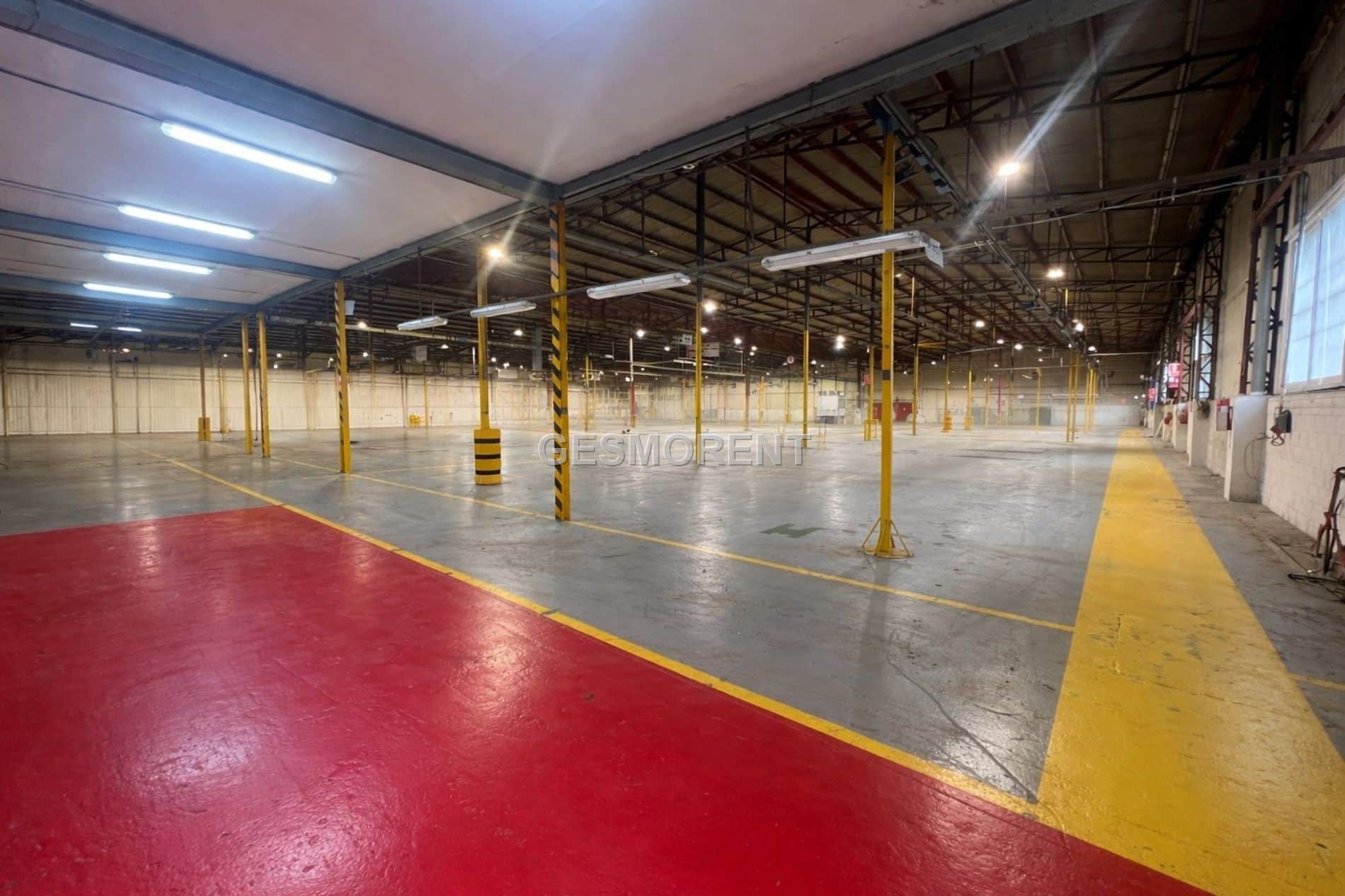 NAVE INDUSTRIAL EN VENTA EN MONTMELÓ, BARCELONA - Foto 1