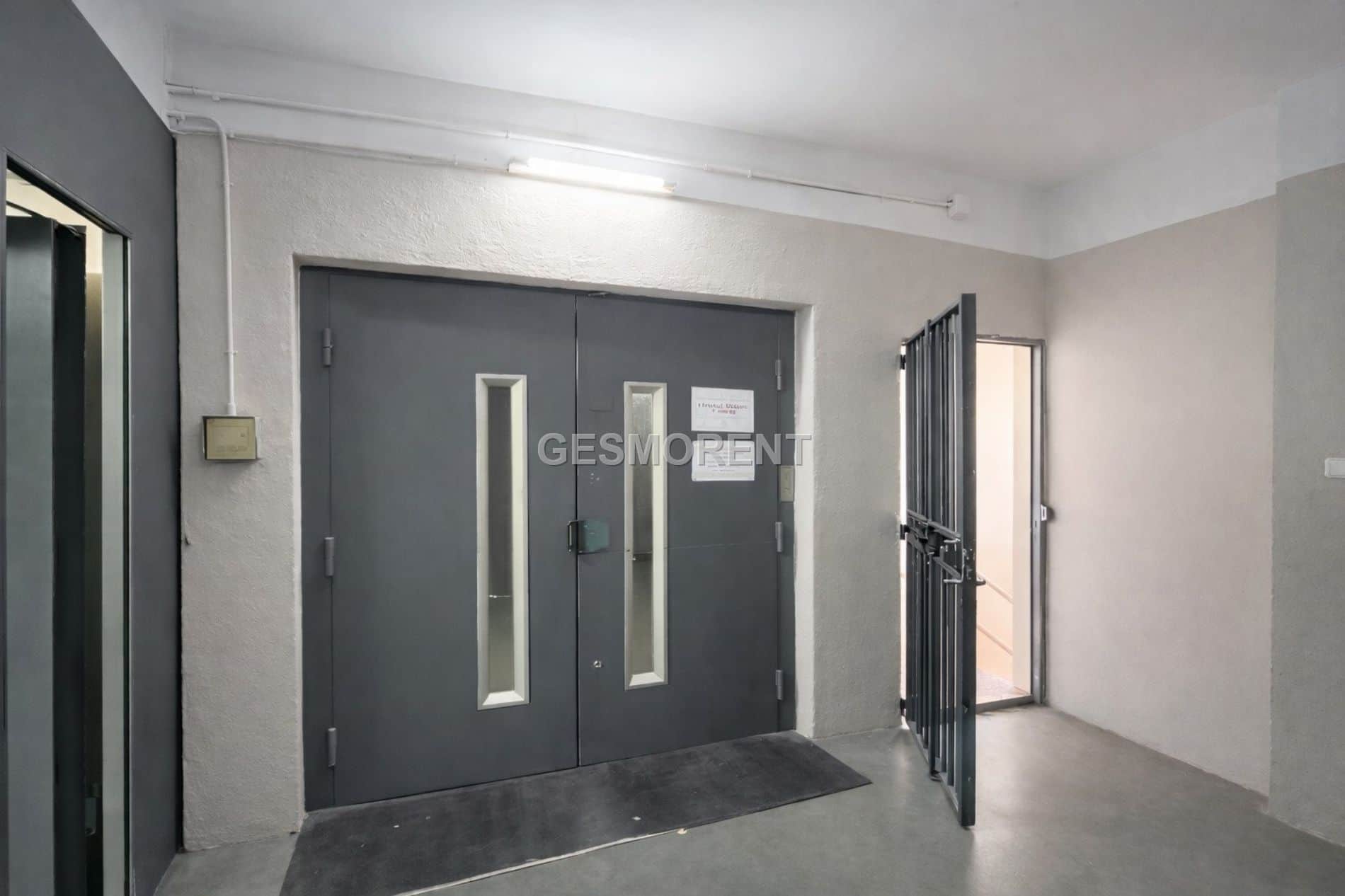NAVE EN 1ª PLANTA EN VENTA EN MATARÓ - Foto 5