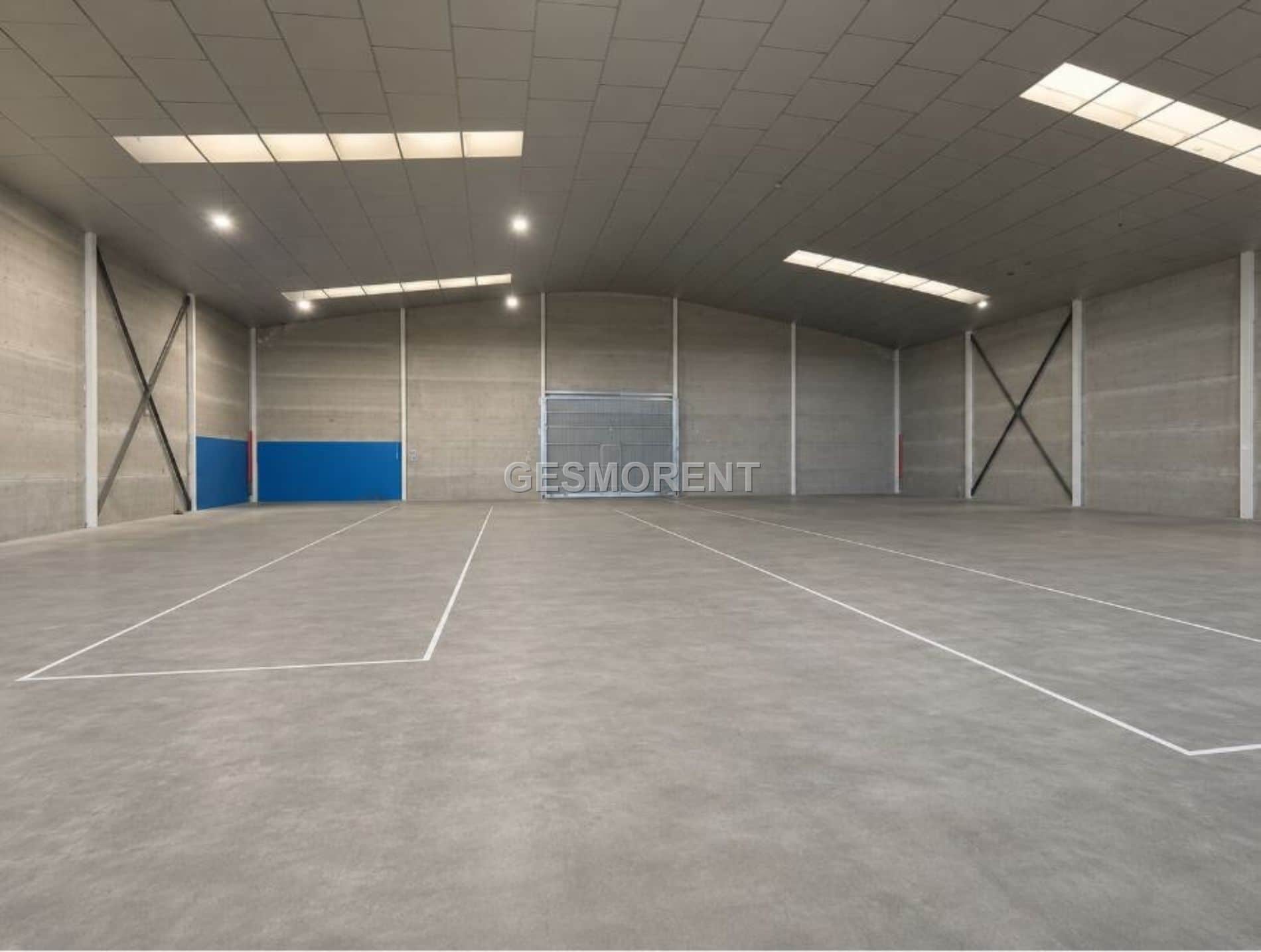 NAVE INDUSTRIAL AISLADA EN VENTA CON PATIO LATERAL Y OFICINAS EN POLÍGONO INDUSTRIAL - Foto 5