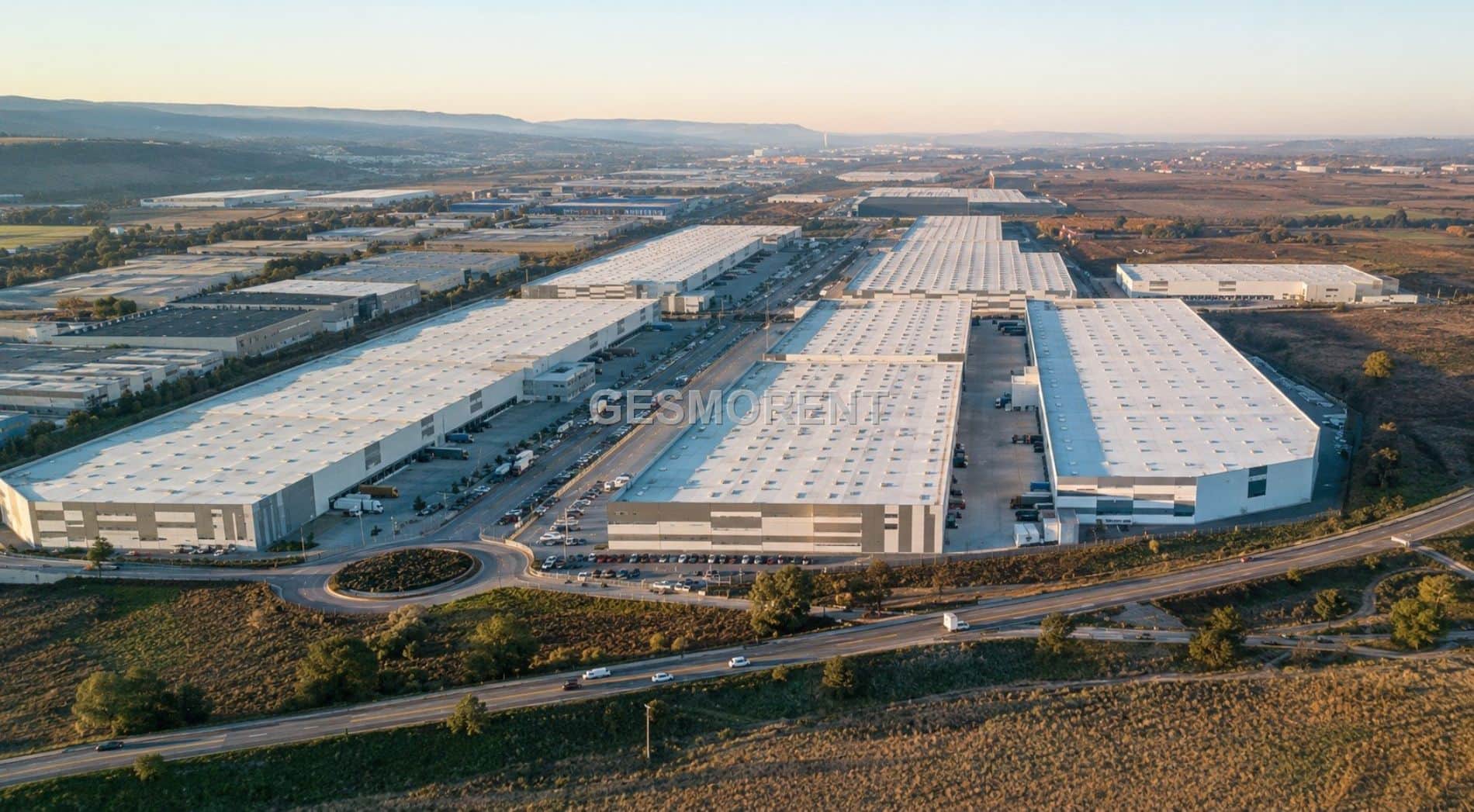 NAVE LOGÍSTICA EN ALQUILER EN CABANILLAS DEL CAMPO, GUADALAJARA - Foto 2