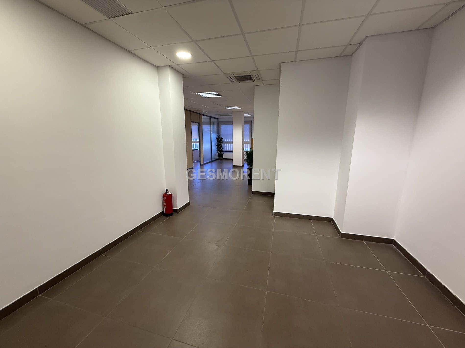 OFICINA EN ALQUILER EN POLÍGONO SON CASTELLÓ - Foto 3