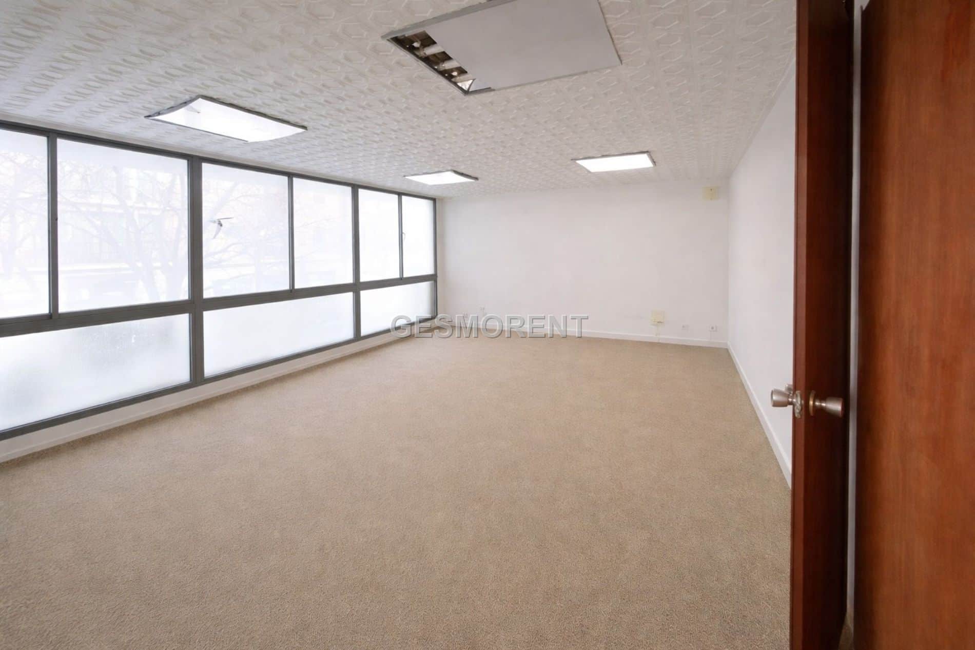 OFICINA EN ALQUILER Y VENTA EN ZONA BONS AIRES - Foto 2