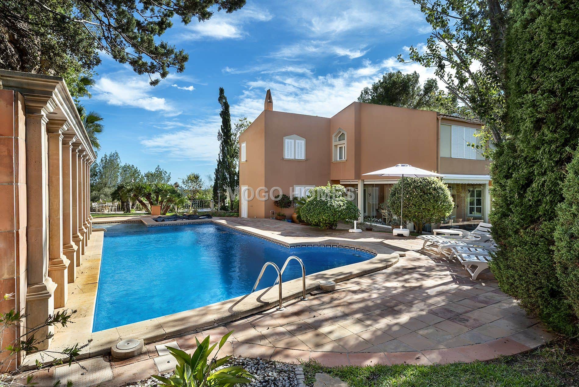 Exclusivo chalet en zona muy tranquila de Son Vida - Foto 1