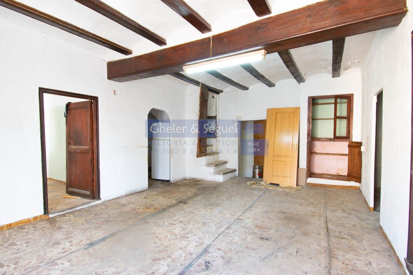 Invierte en una casa centenaria de pueblo para rehablitar - Foto 1
