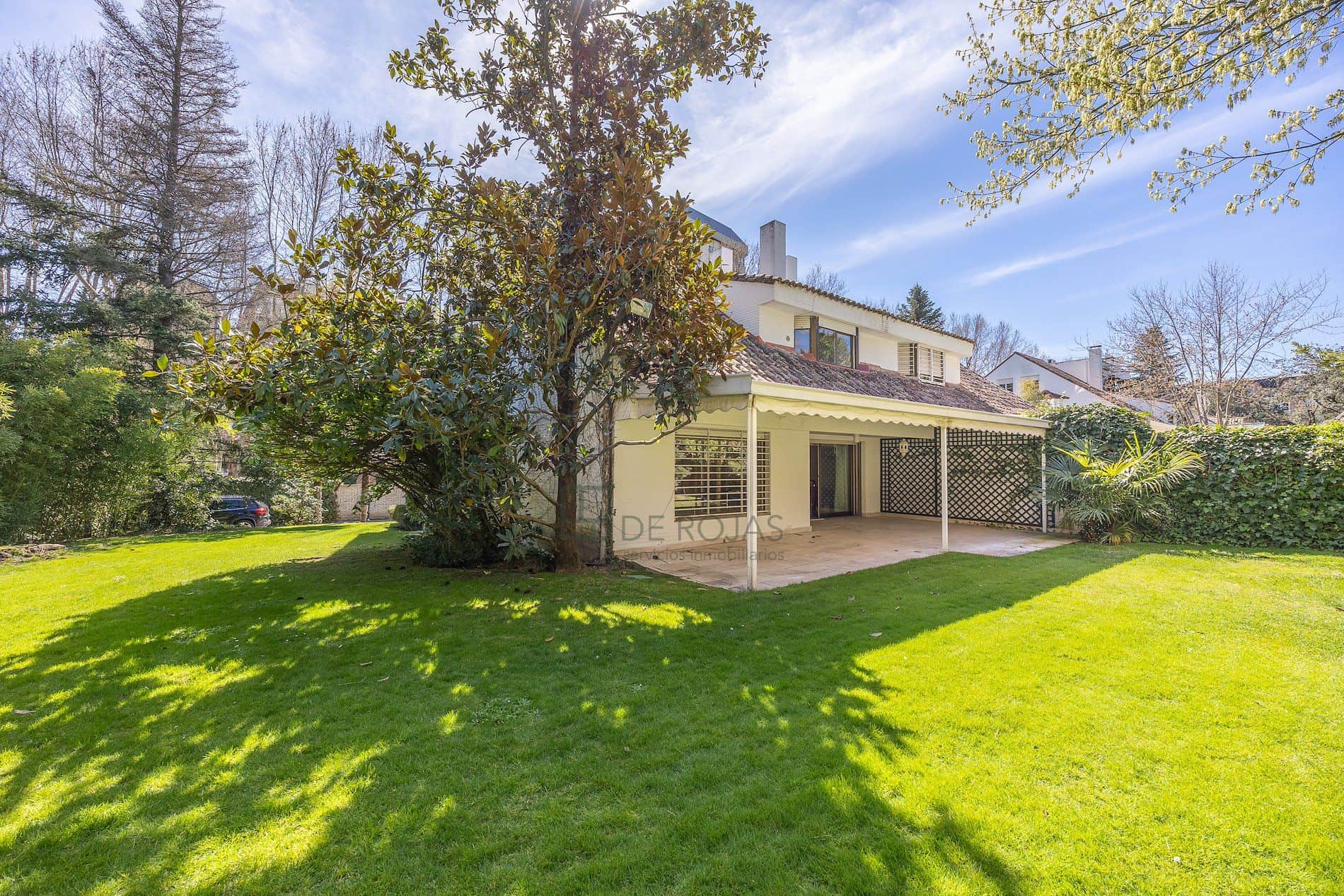 CHALET PAREADO EN VENTA EN FUENCARRAL- EL PARDO (MADRID ) - Foto 1
